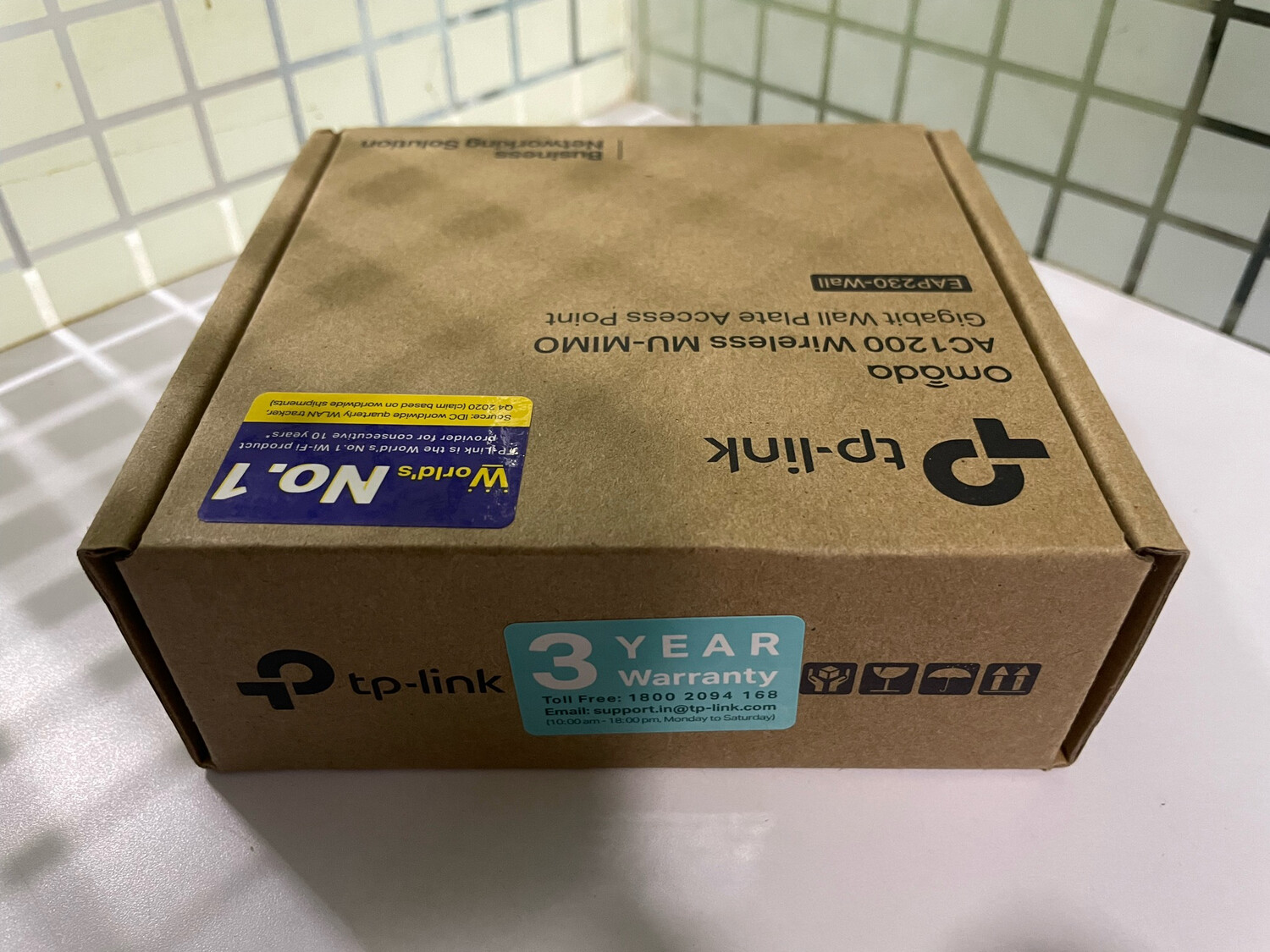 Tp-Link EAP230-Wall Omada AC1200 Wall-Plate Access Point Tp-Link EAP230-Wall Omada AC1200 Wall-Plate Access Point