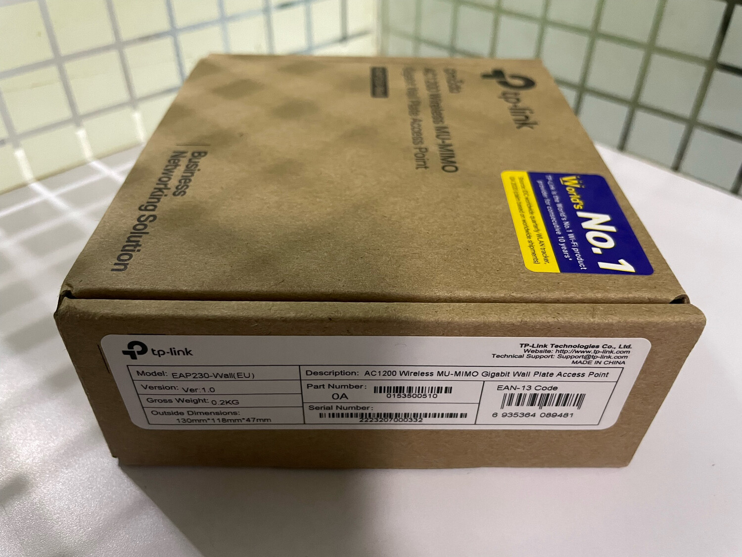 Tp-Link EAP230-Wall Omada AC1200 Wall-Plate Access Point Tp-Link EAP230-Wall Omada AC1200 Wall-Plate Access Point