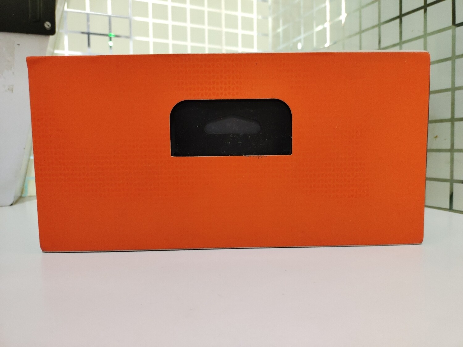 JBL E55BT Bluetooth Over-Ear Headphones with Mic, White JBL E55BT Bluetooth Over-Ear Headphones with Mic, White