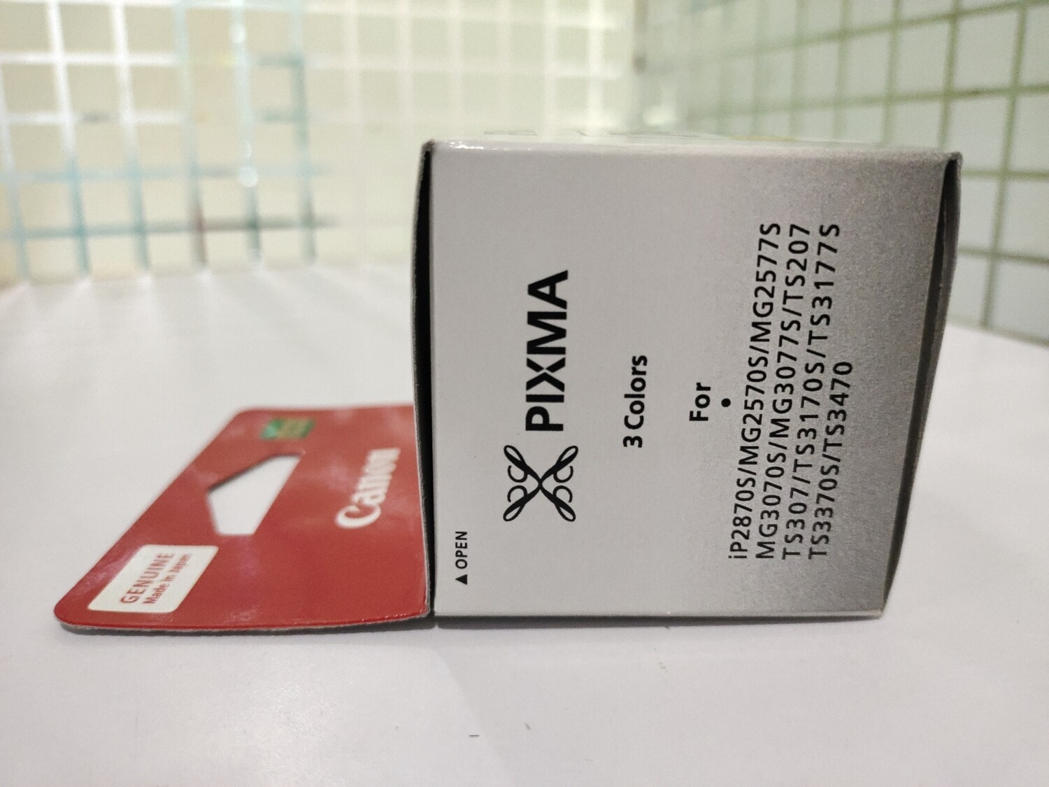 Canon Pixma 746 Small Tri-Color Ink Cartridge (6.2ml) Canon Pixma 746 Small Tri-Color Ink Cartridge (6.2ml)