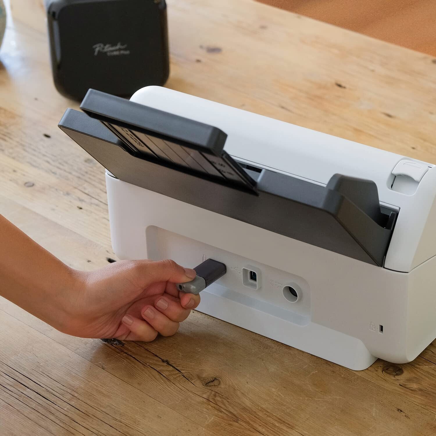 Brother ADS-3100 High-Speed Desktop Scanner Brother ADS-3100 High-Speed Desktop Scanner