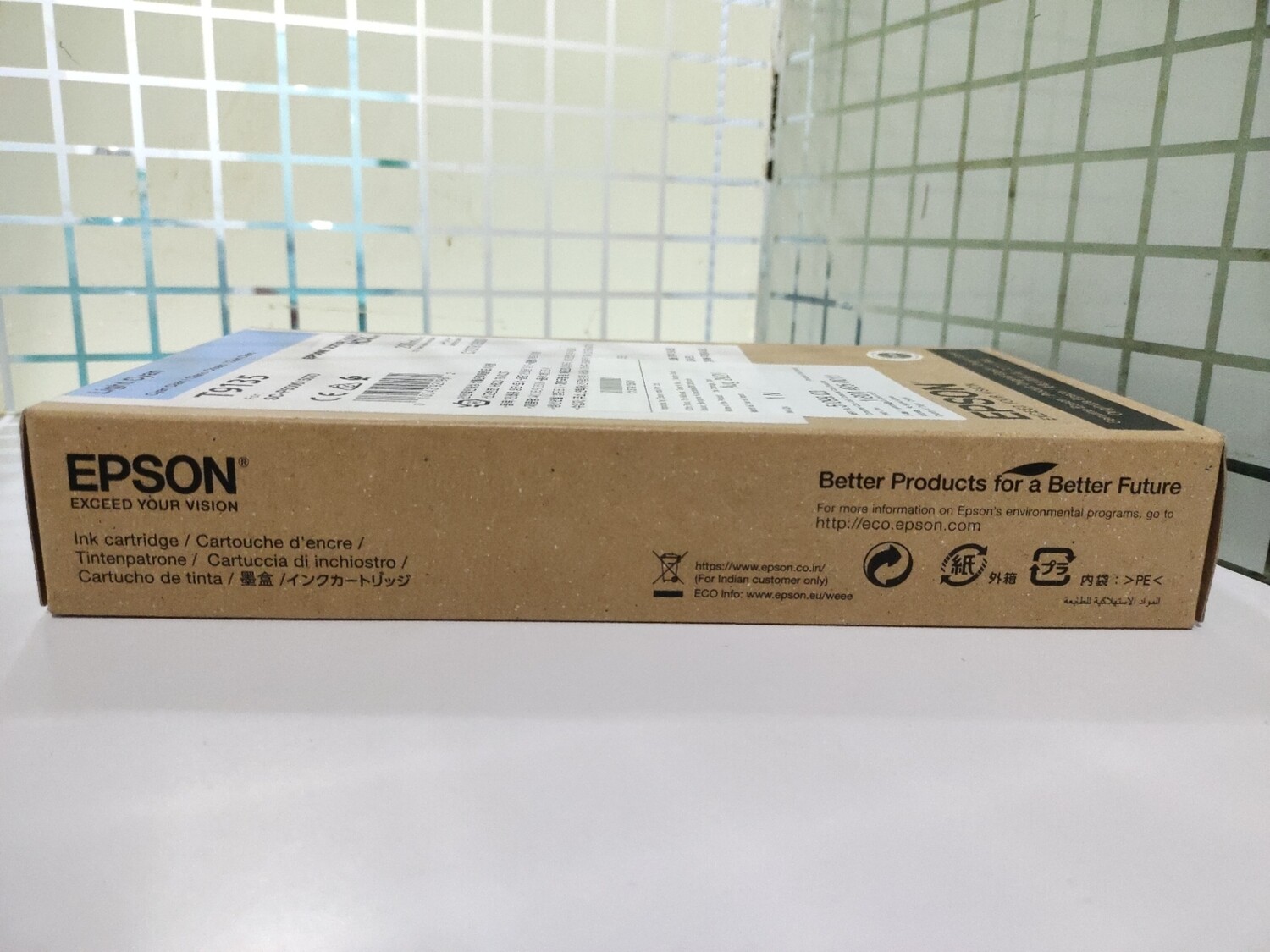 Epson T9135 Ink Cartridge, Light Cyan 200ml Epson T9135 Ink Cartridge, Light Cyan 200ml
