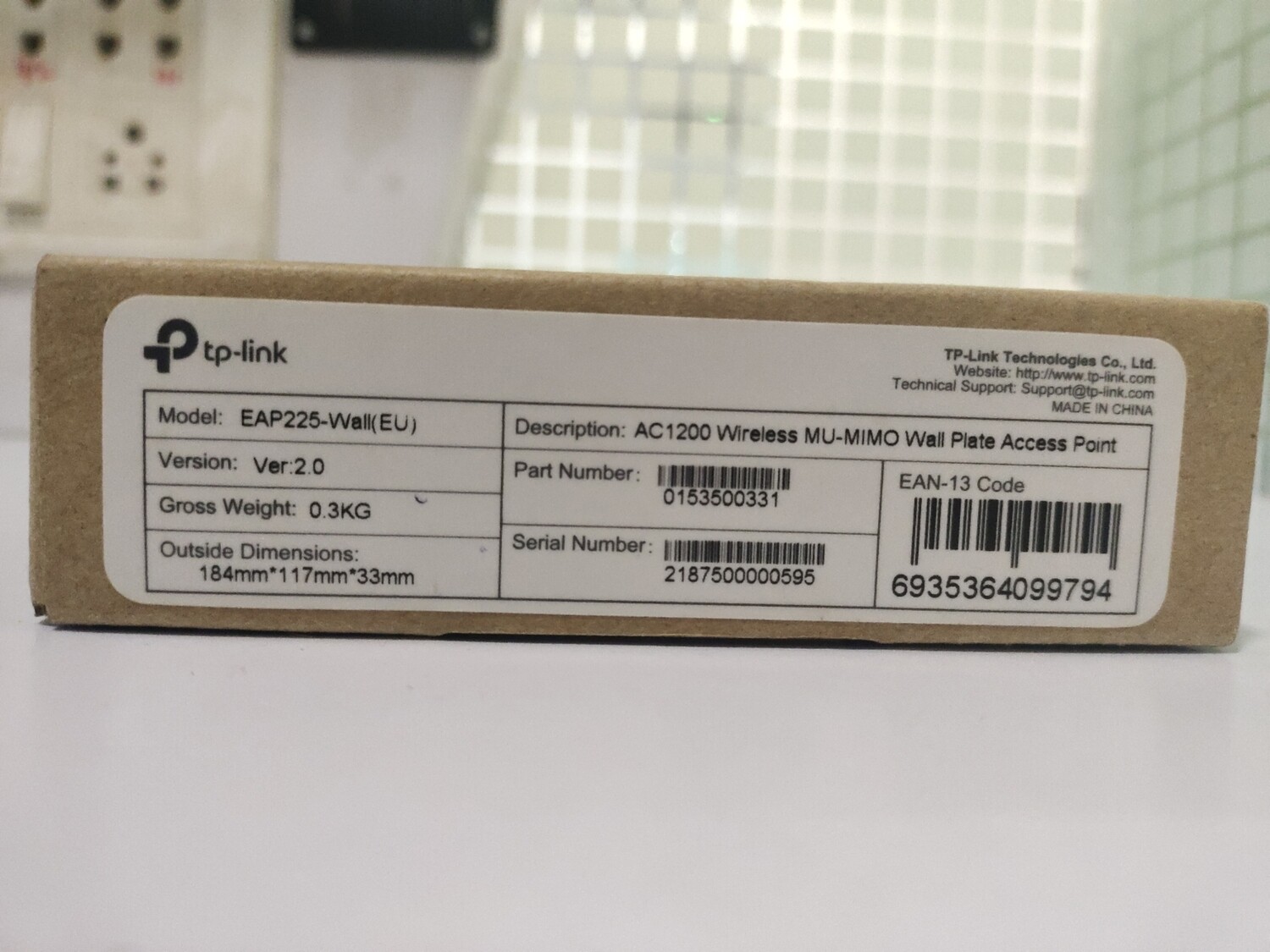 TP Link EAP225-Wall Omada Wireless Wall-Plate Access Point TP Link EAP225-Wall Omada Wireless Wall-Plate Access Point