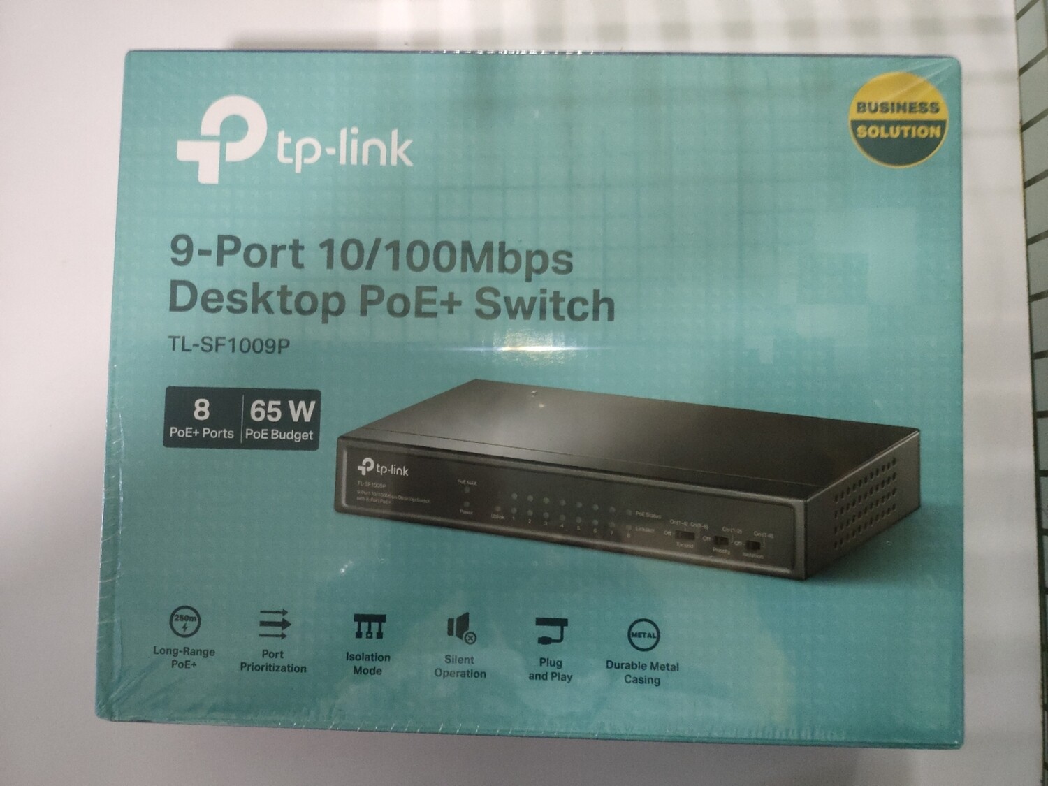 TP-Link SF1009P 9-Port Desktop Switch with 8-Port PoE+