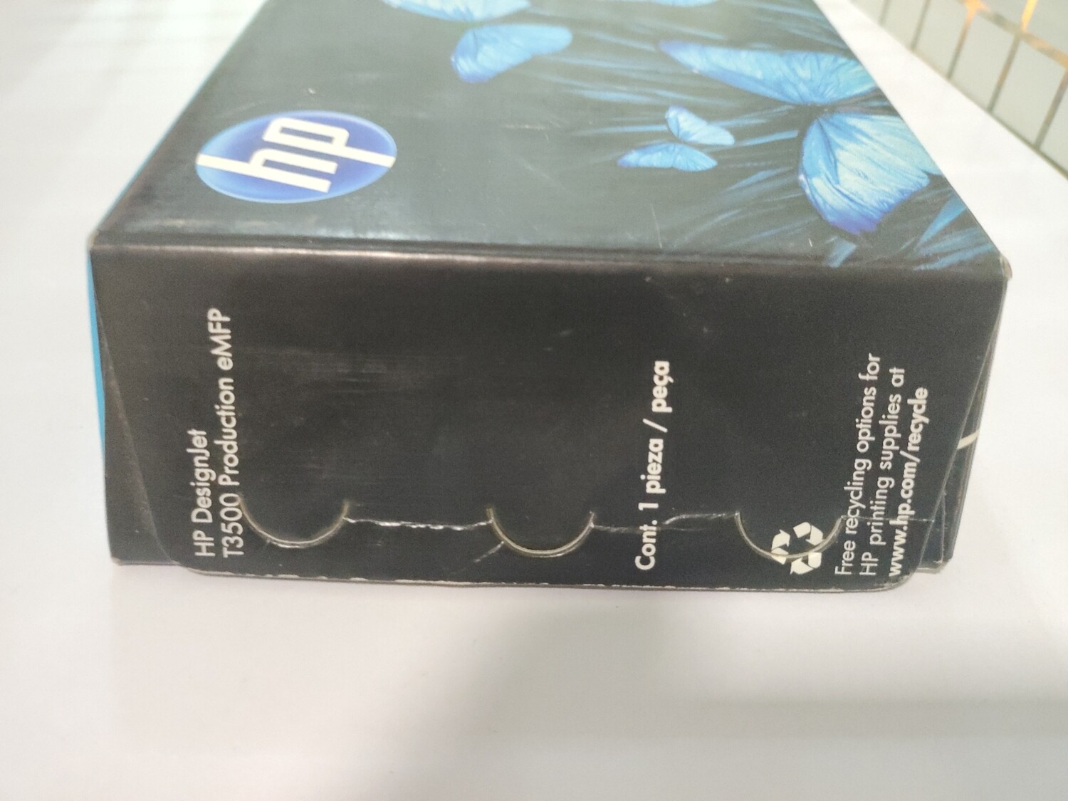 HP DesignJet 764 / 764B Yellow Ink Cartridge, 300ml HP DesignJet 764 / 764B Yellow Ink Cartridge, 300ml