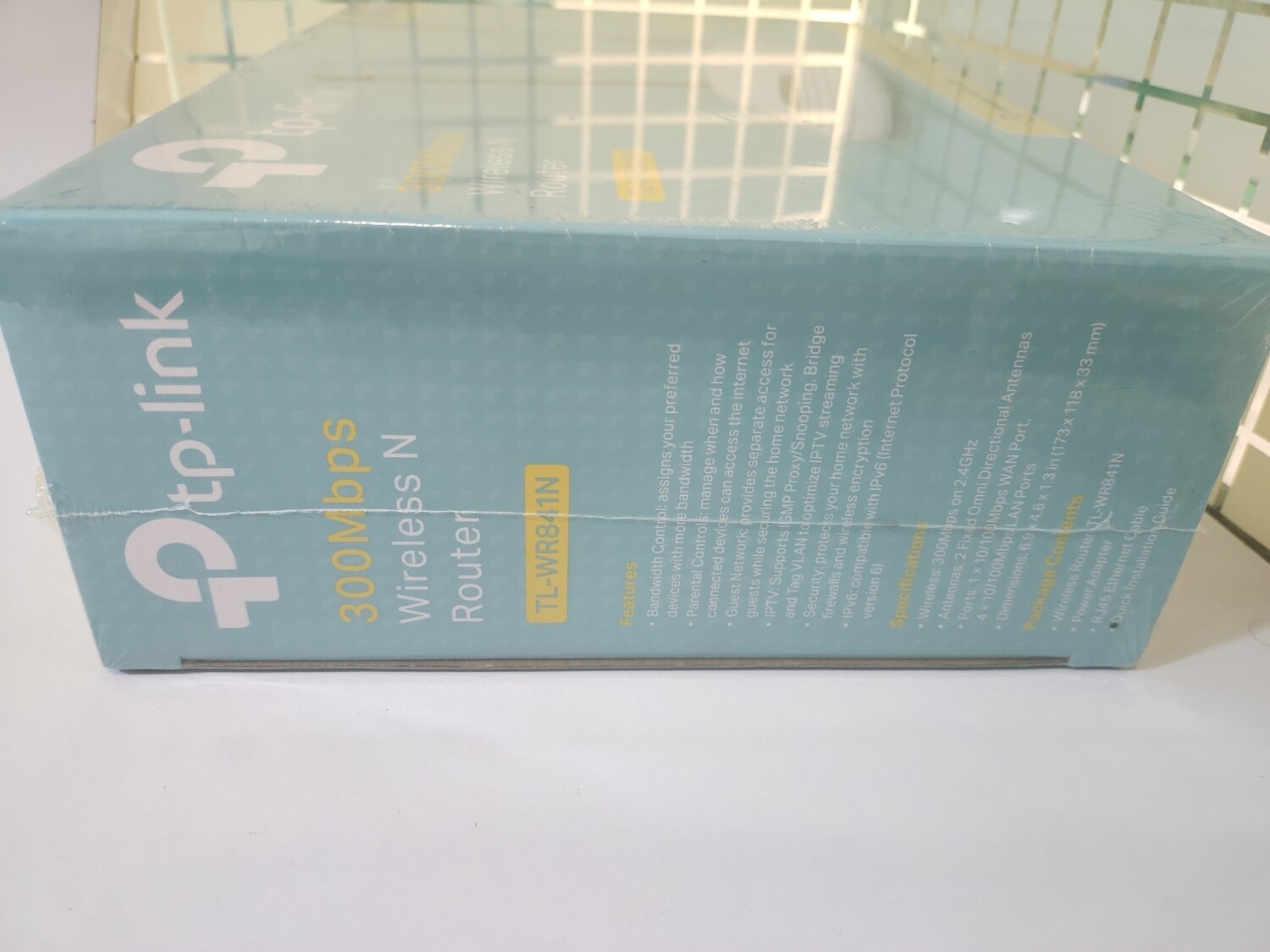 TP-Link WR841N 300Mbps Wireless-N Router