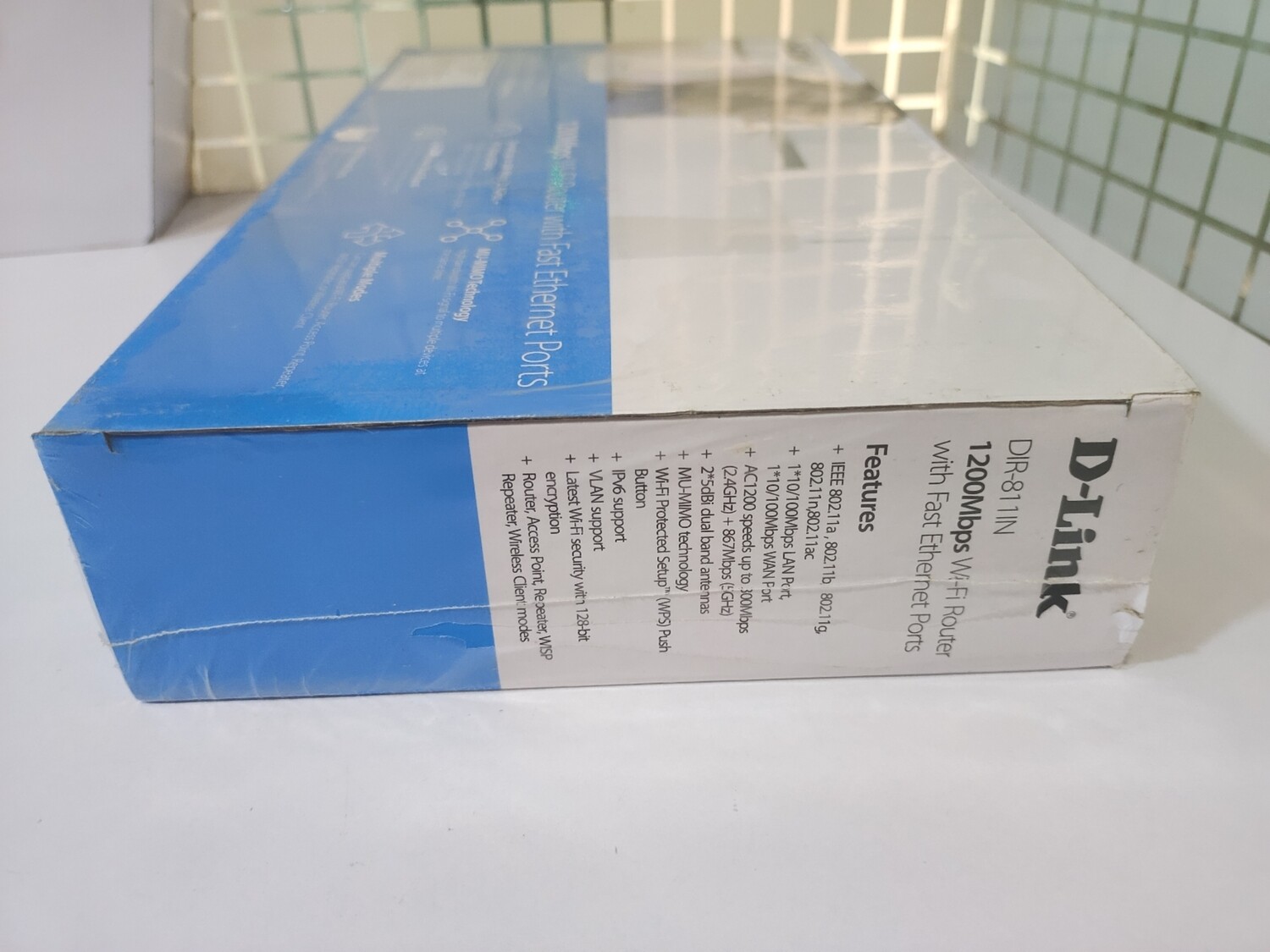 D-Link DIR-811IN 1200 Mbps Wireless Router D-Link DIR-811IN 1200 Mbps Wireless Router