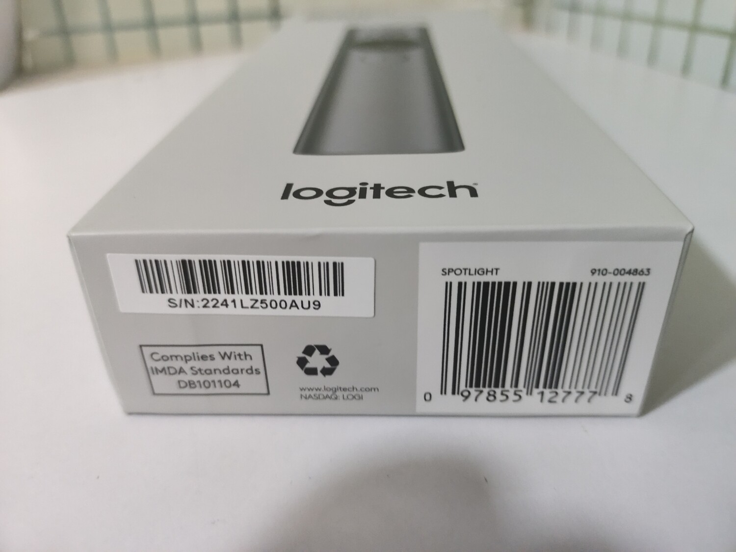 Logitech Spotlight Advanced Presentation Remote, Slate Logitech Spotlight Advanced Presentation Remote, Slate