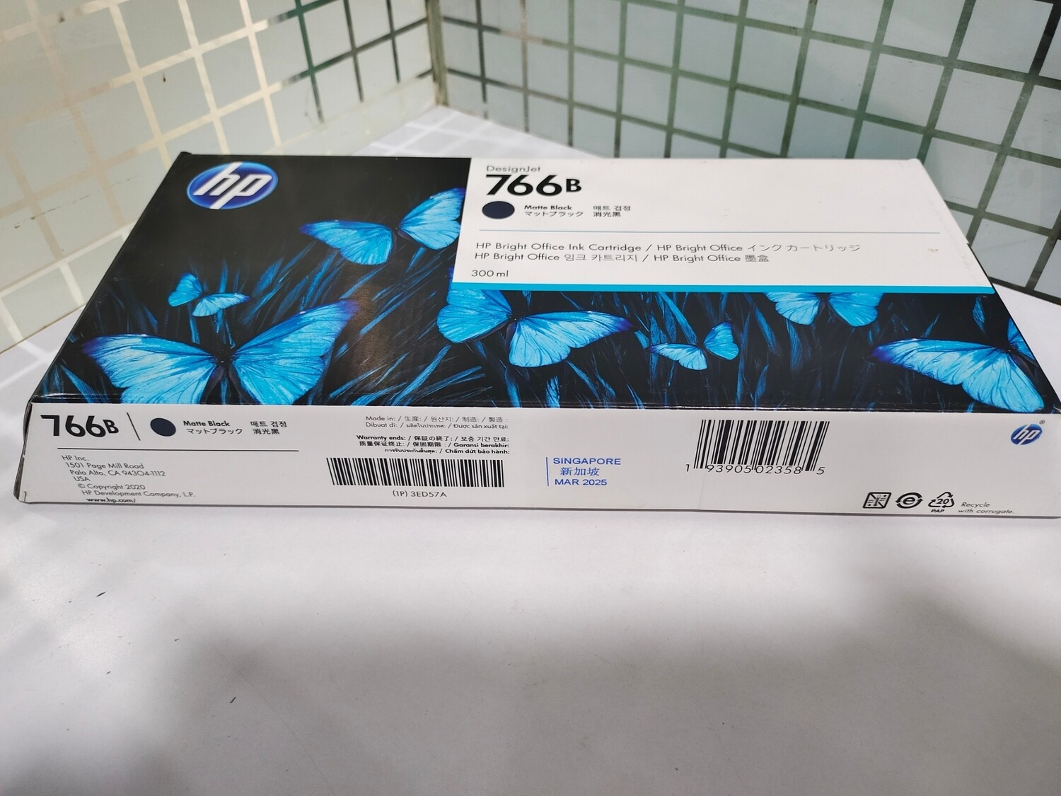 HP DesignJet 766 / 766B Ink Cartridge, Matt Black, 300ml HP DesignJet 766 / 766B Ink Cartridge, Matt Black, 300ml