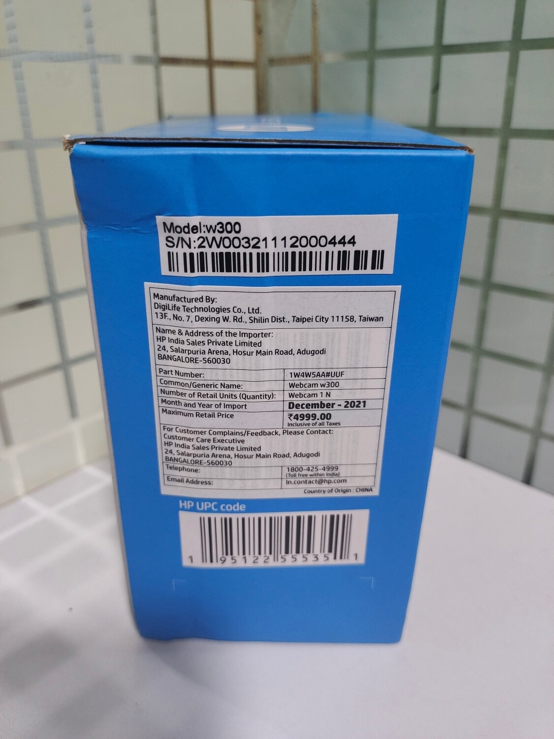 HP w300 Webcam, 1080p/30 Fps FHD HP w300 Webcam, 1080p/30 Fps FHD