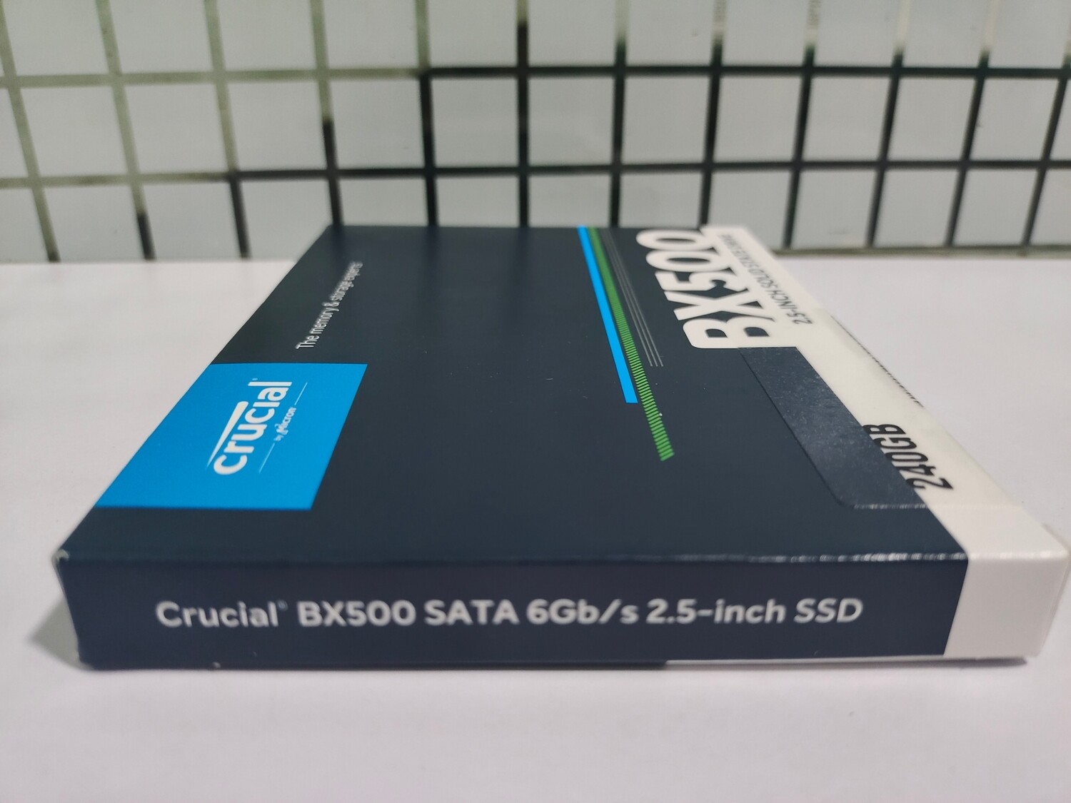 Crucial 240GB Sata 2.5-inch internal SSD (BX500)