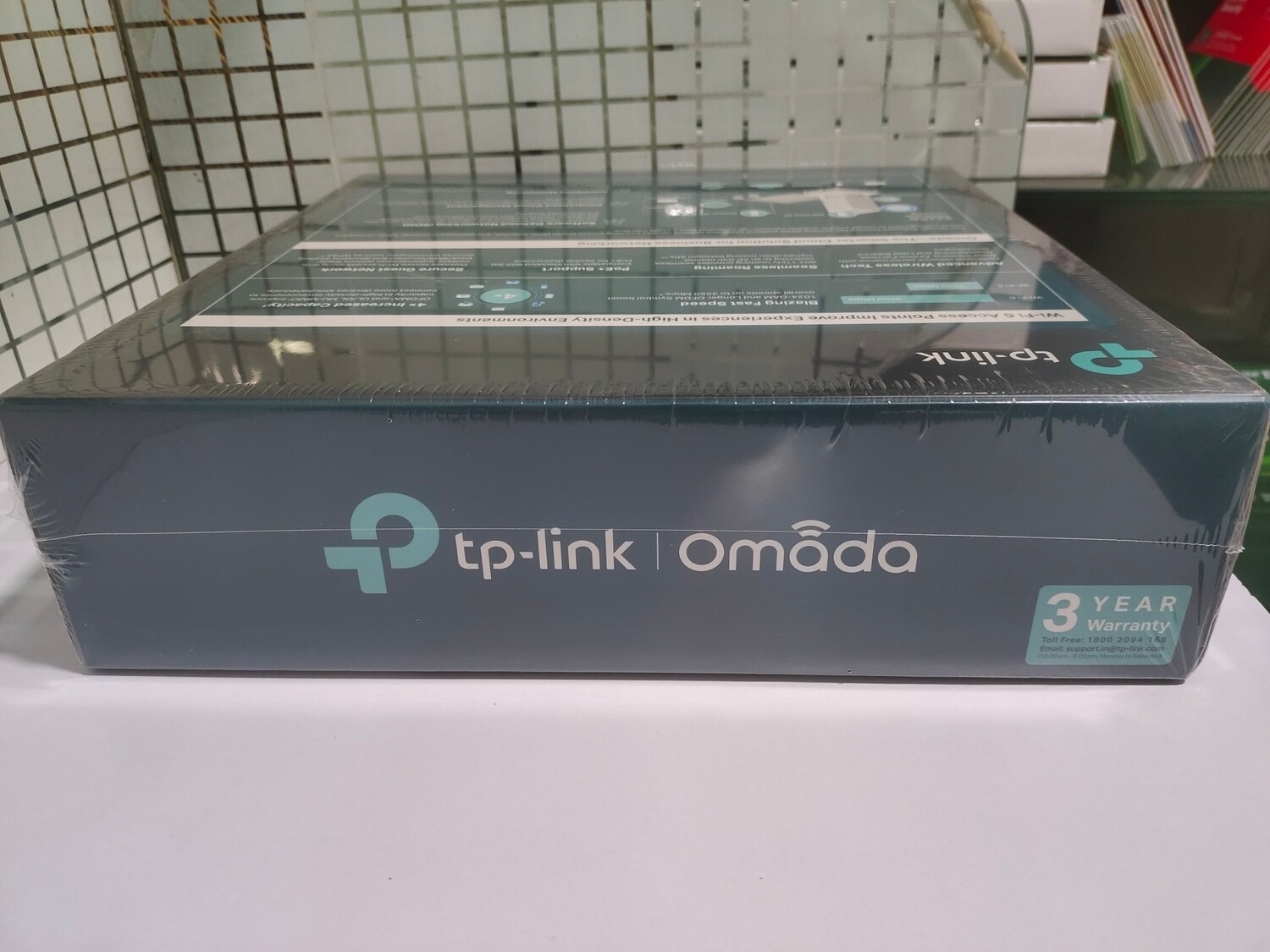 TP-Link EAP660 AX3600 Multi-Gigabit Access Point TP-Link EAP660 AX3600 Multi-Gigabit Access Point