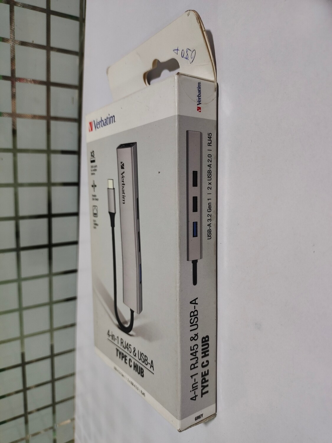 Verbatim 4-in-1 RJ45 & USB-A Type C Hub