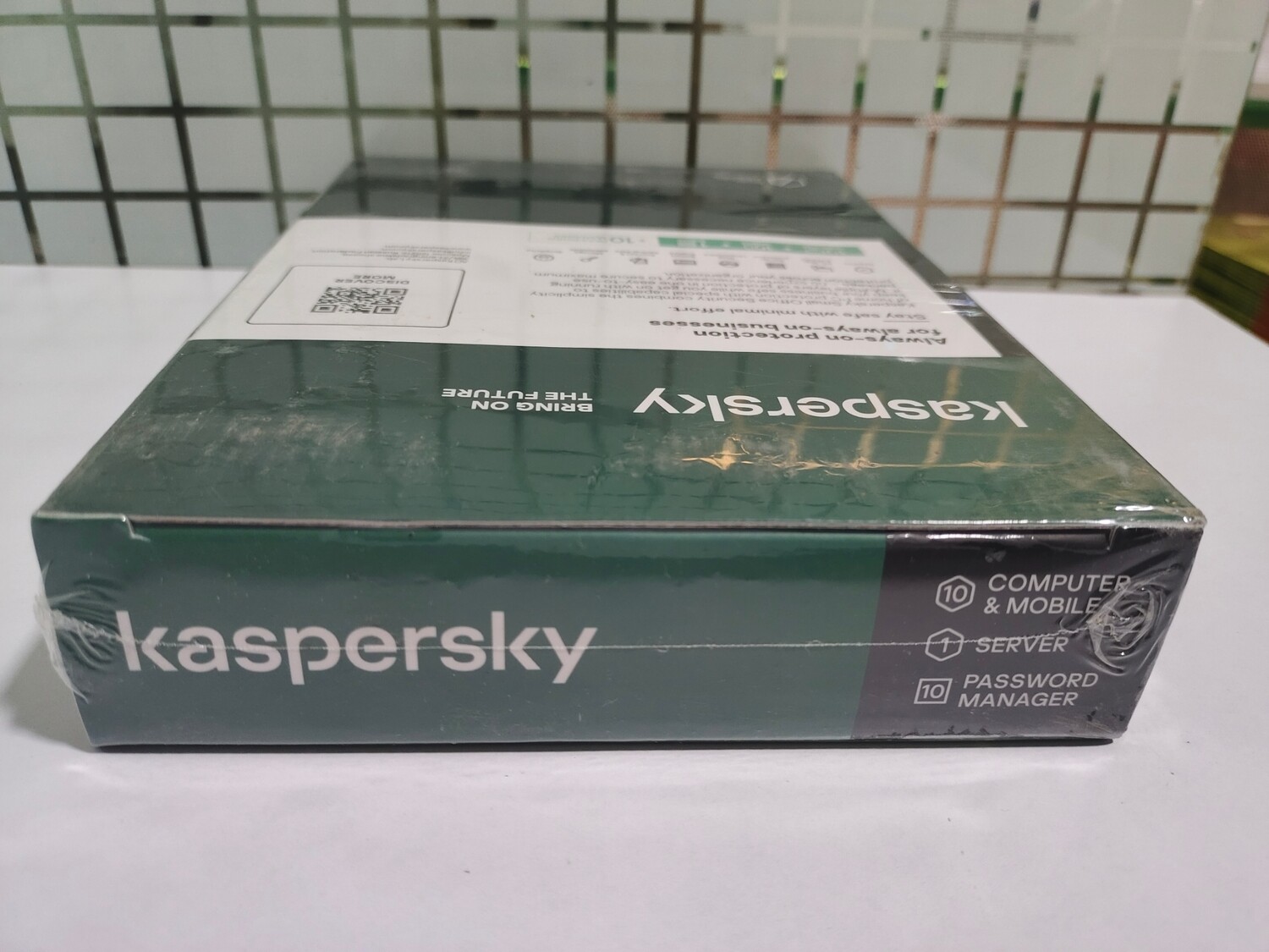 10 PC, 1 Server, 10 Mobile, 1 Year, Kaspersky Small Office Security 10 PC, 1 Server, 10 Mobile, 1 Year, Kaspersky Small Office Security