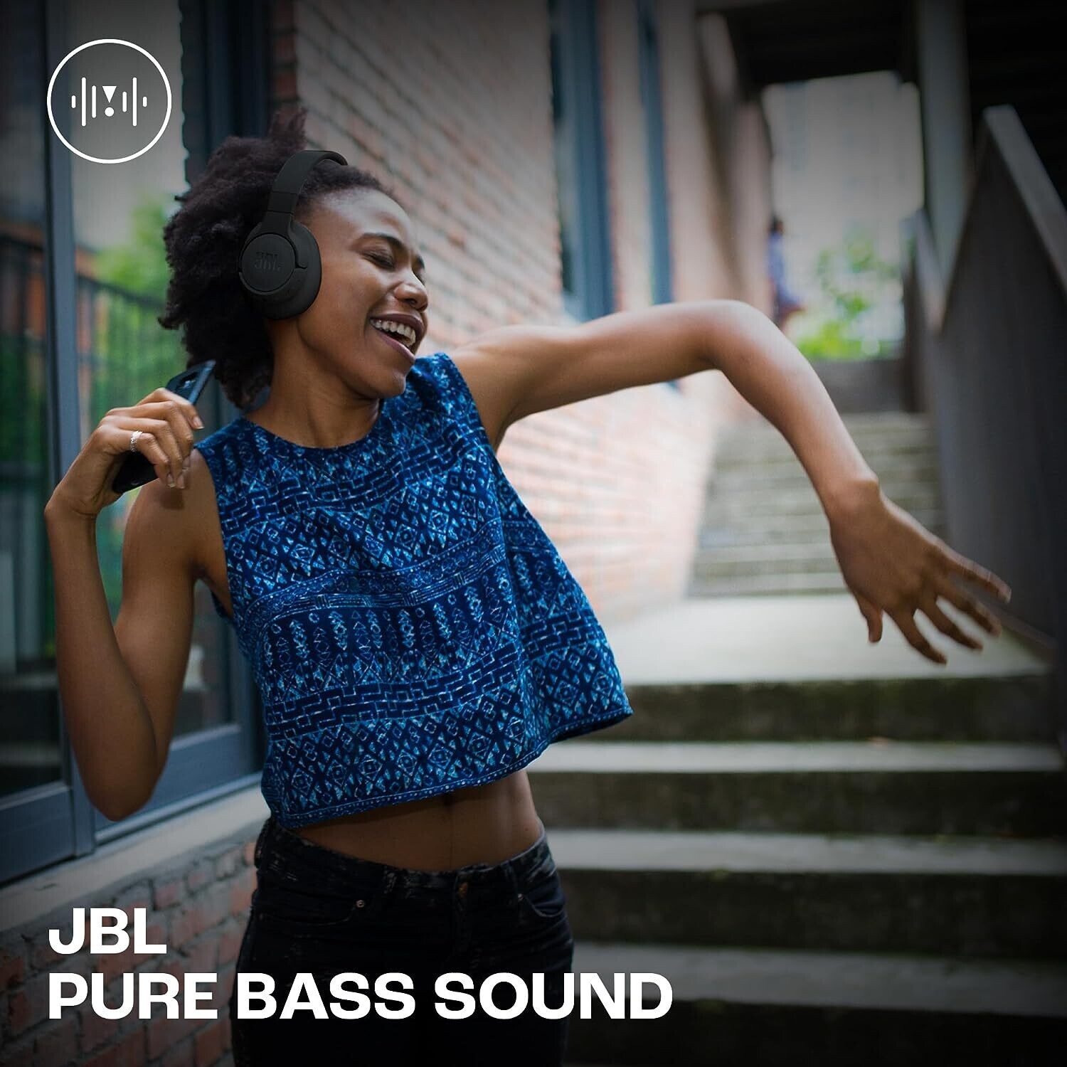 JBL Tune 770NC Wireless Over Ear ANC Headphones with Mic (White) JBL Tune 770NC Wireless Over Ear ANC Headphones with Mic (White)