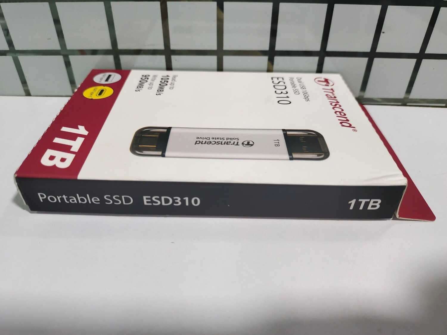 Transcend 1TB Portable SSD (ESD310) Transcend 1TB Portable SSD (ESD310)