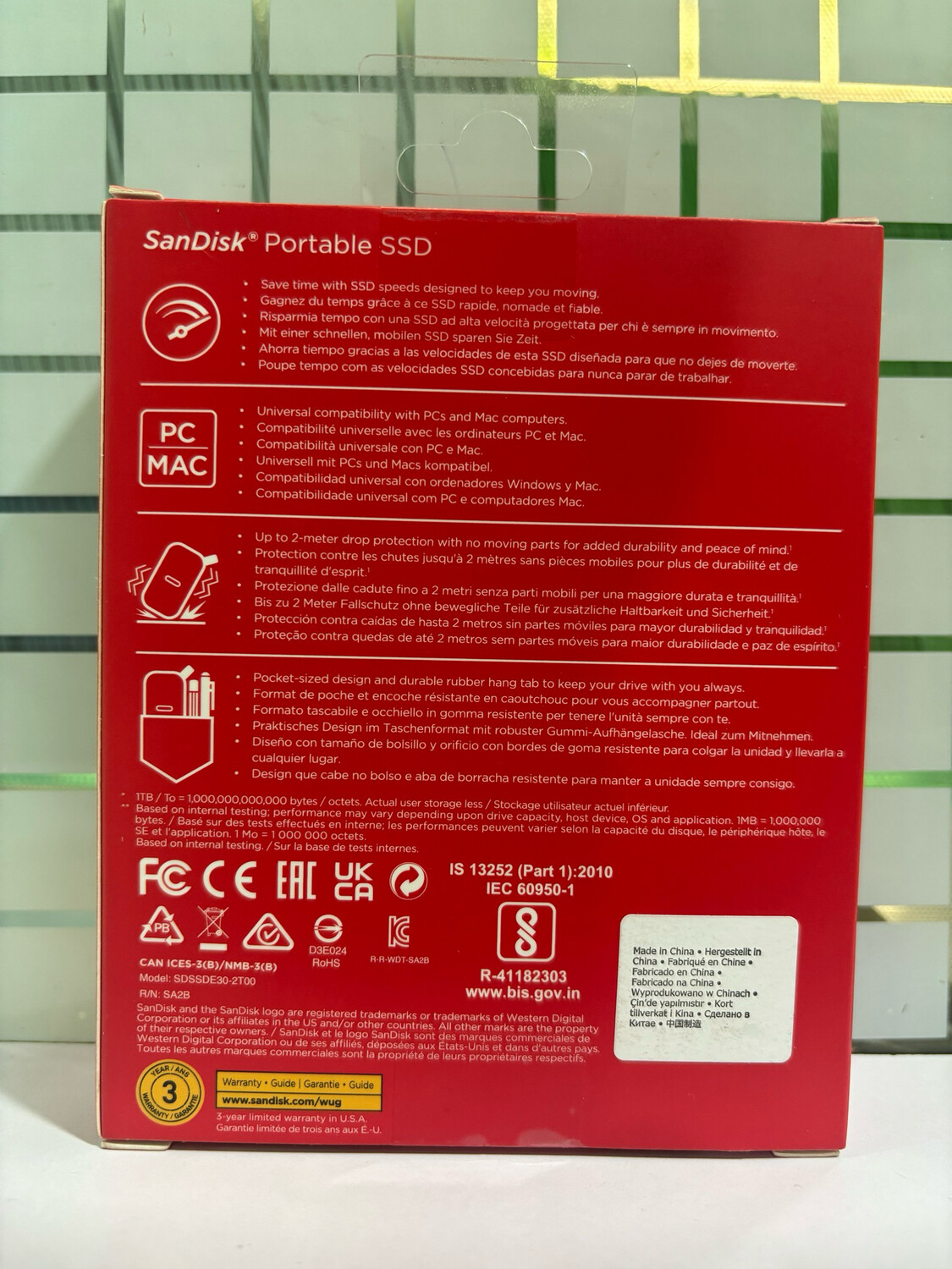 SanDisk 2TB Portable SSD, 800MB/s SanDisk 2TB Portable SSD, 800MB/s