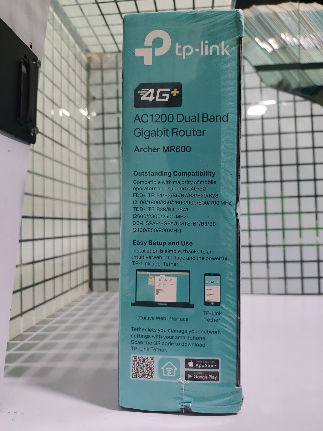 TP-Link Archer MR600 AC1200 Mbps 4G+ Cat6 Mobile Wi-Fi Router TP-Link Archer MR600 AC1200 Mbps 4G+ Cat6 Mobile Wi-Fi Router