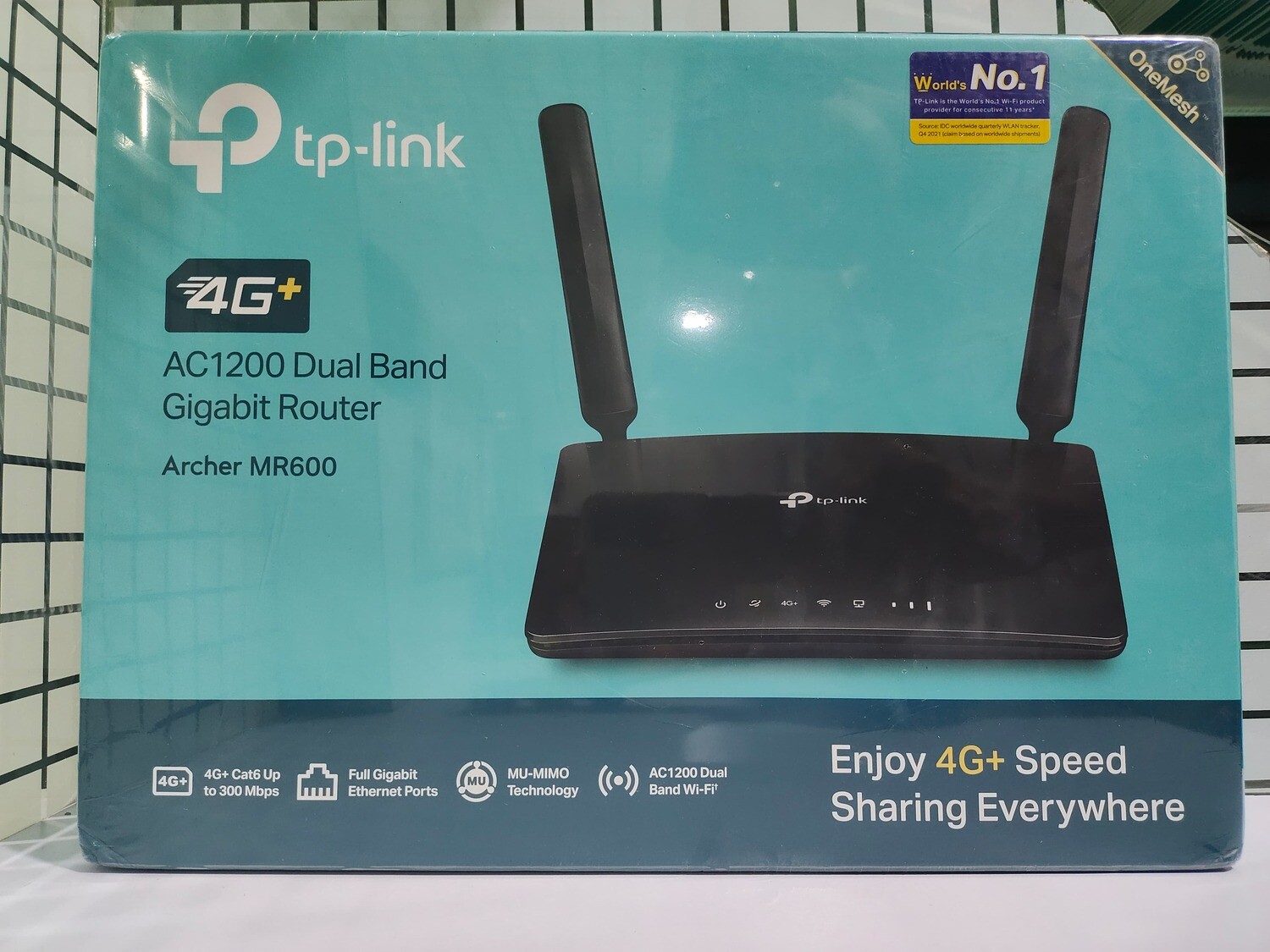 TP-Link Archer MR600 AC1200 Mbps 4G+ Cat6 Mobile Wi-Fi Router TP-Link Archer MR600 AC1200 Mbps 4G+ Cat6 Mobile Wi-Fi Router