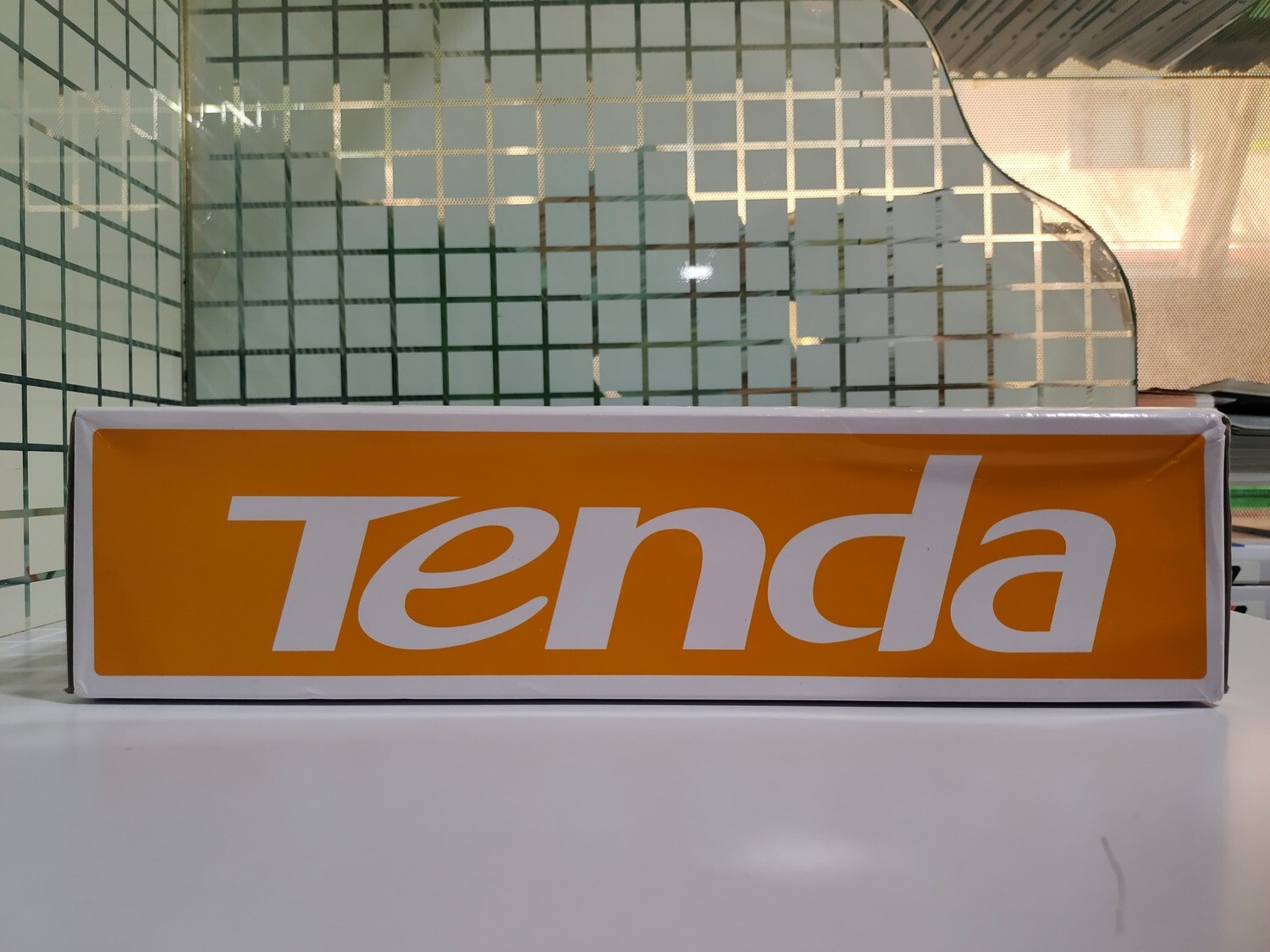 Tenda 16-Port Mini Ethernet Switch, TE-S16, 10/100Mbps Tenda 16-Port Mini Ethernet Switch, TE-S16, 10/100Mbps