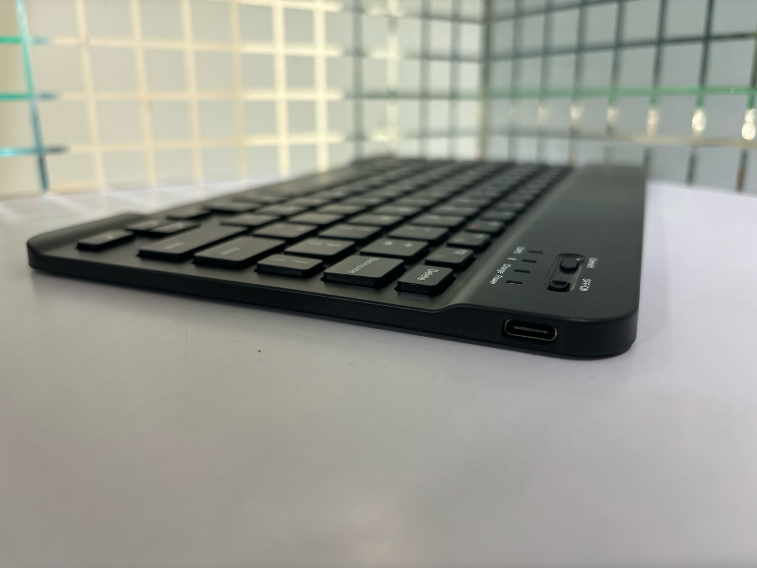 Fingers BT-Freedom Bluetooth Keyboard (Small Size) Fingers BT-Freedom Bluetooth Keyboard (Small Size)