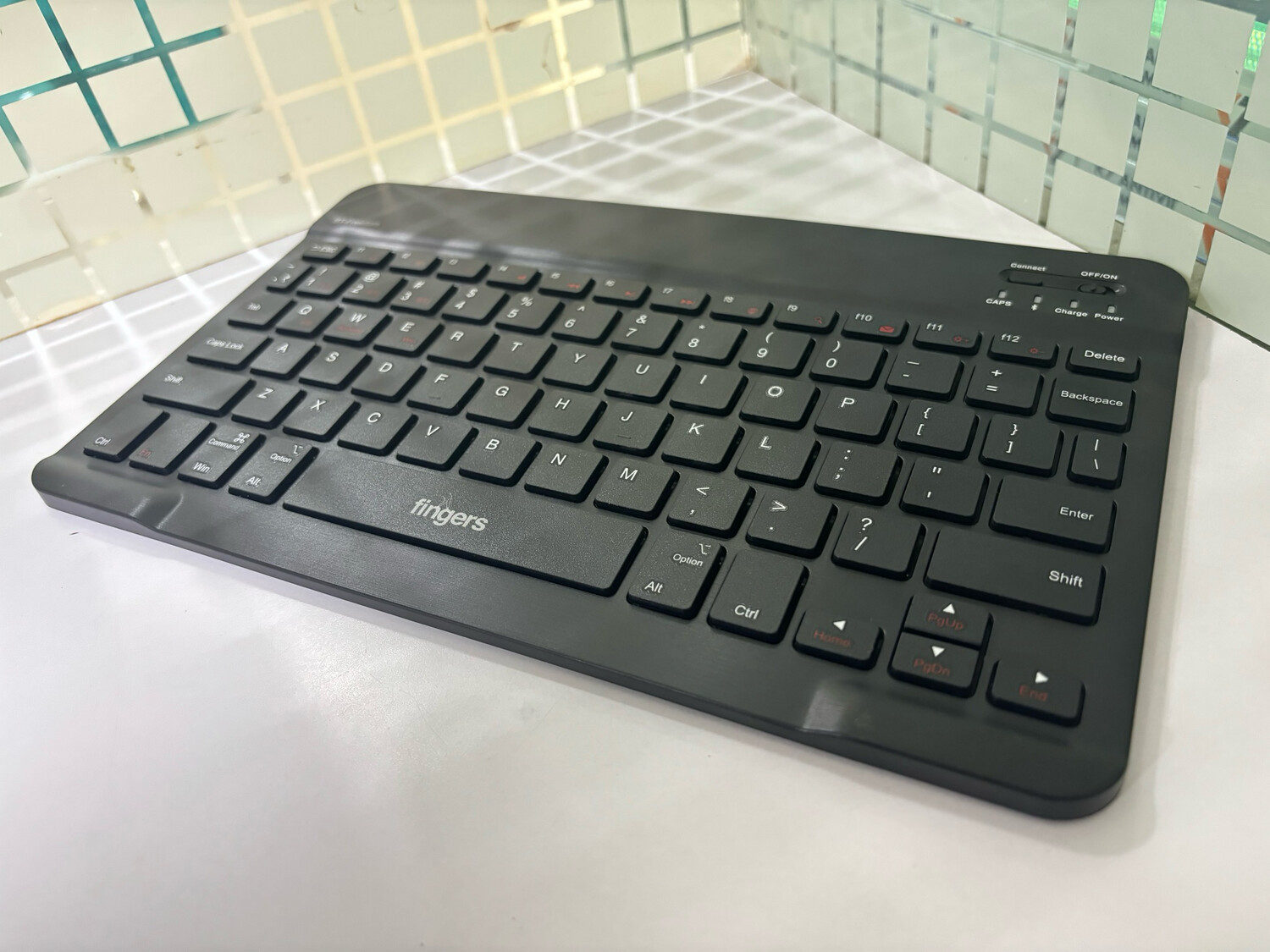 Fingers BT-Freedom Bluetooth Keyboard (Small Size) Fingers BT-Freedom Bluetooth Keyboard (Small Size)