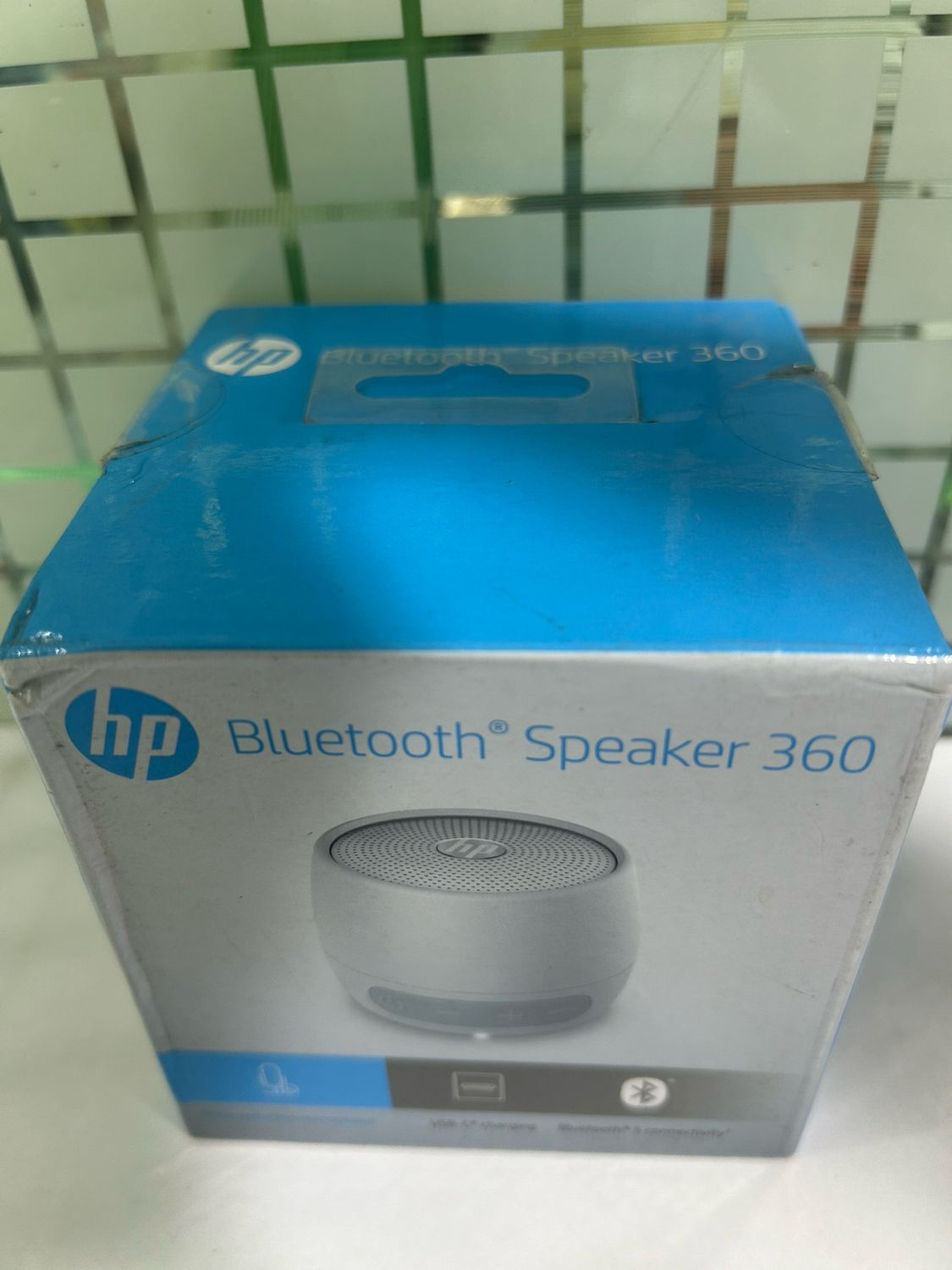 HP 360 Mono Portable Silver Bluetooth Speaker HP 360 Mono Portable Silver Bluetooth Speaker
