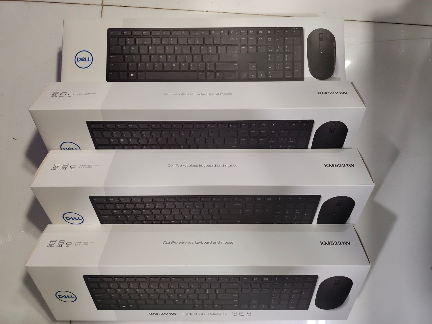 Dell Pro KM5221W Wireless Keyboard Mouse Dell Pro KM5221W Wireless Keyboard Mouse