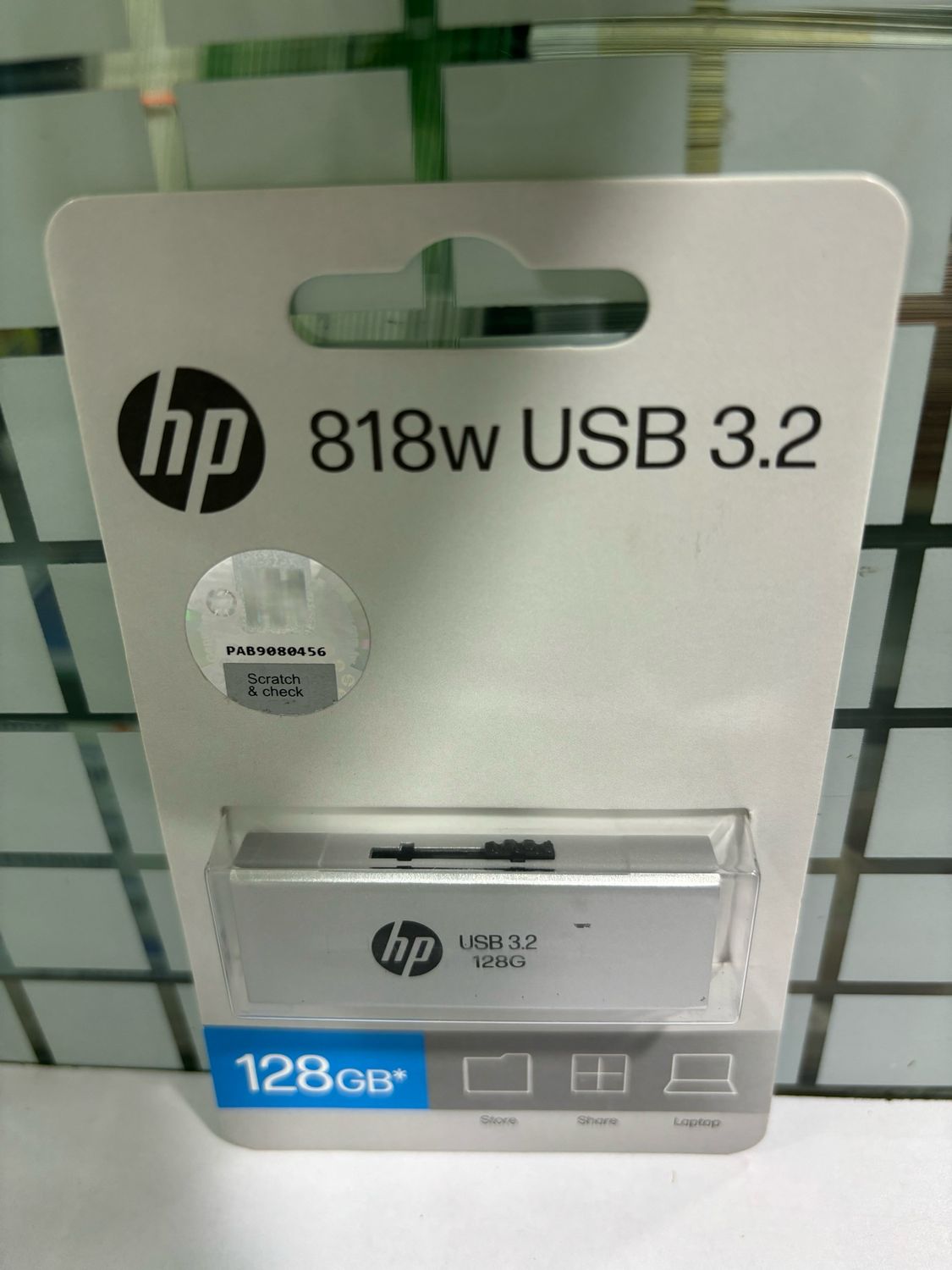 HP 128GB USB 3.2 Pendrive (818W)