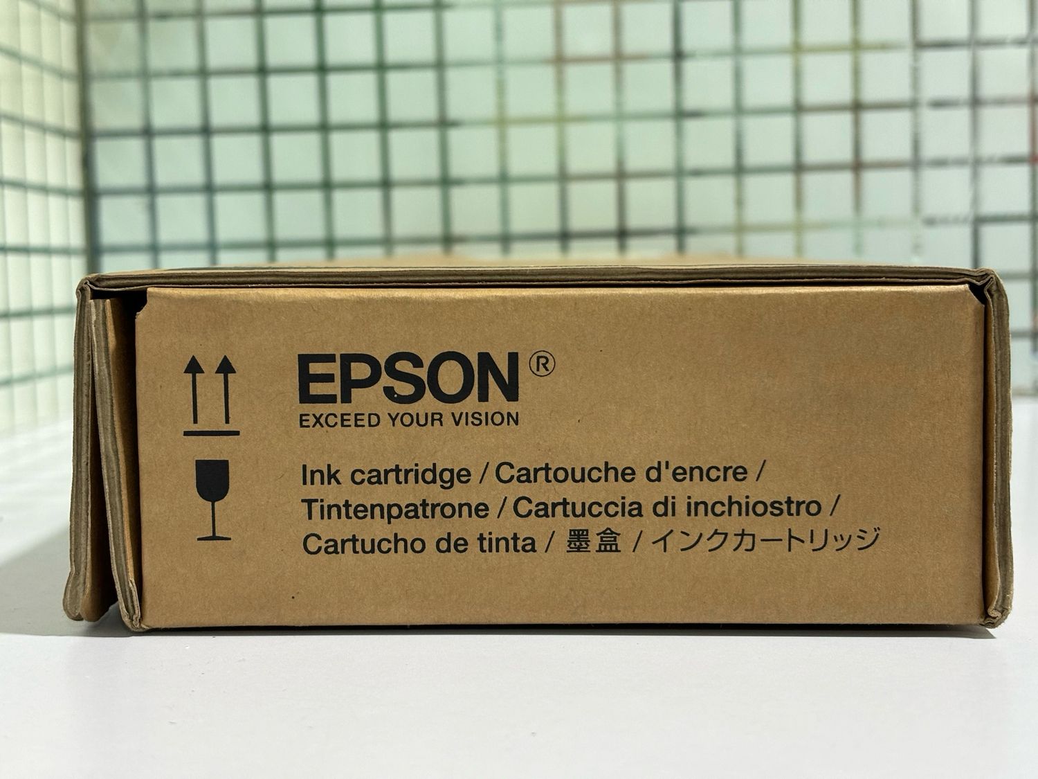 Epson T6364 Ink Cartridge, Yellow, 700ml Epson T6364 Ink Cartridge, Yellow, 700ml