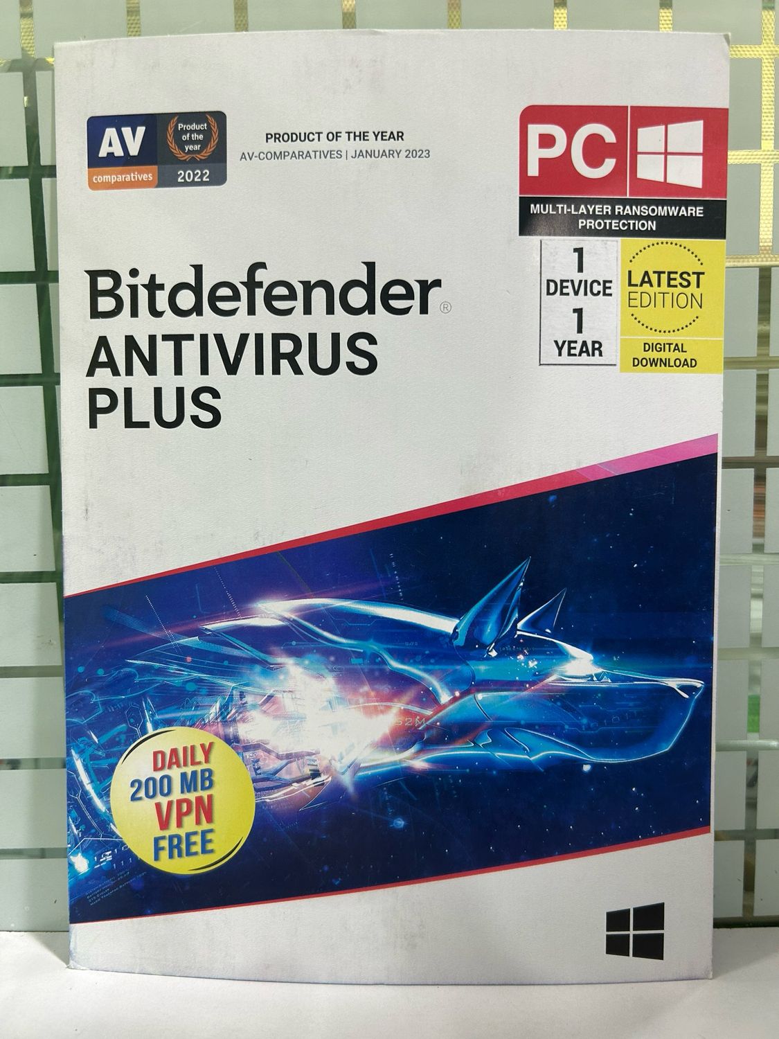 New, 1 User, 1 Year, Bitdefender Antivirus, Plus (200MB VPN)