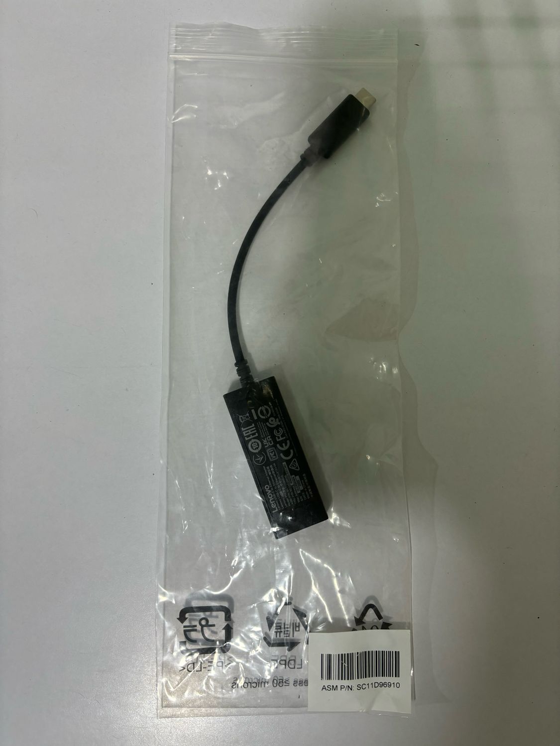 Lenovo USB-C to Ethernet Adapter Lenovo USB-C to Ethernet Adapter