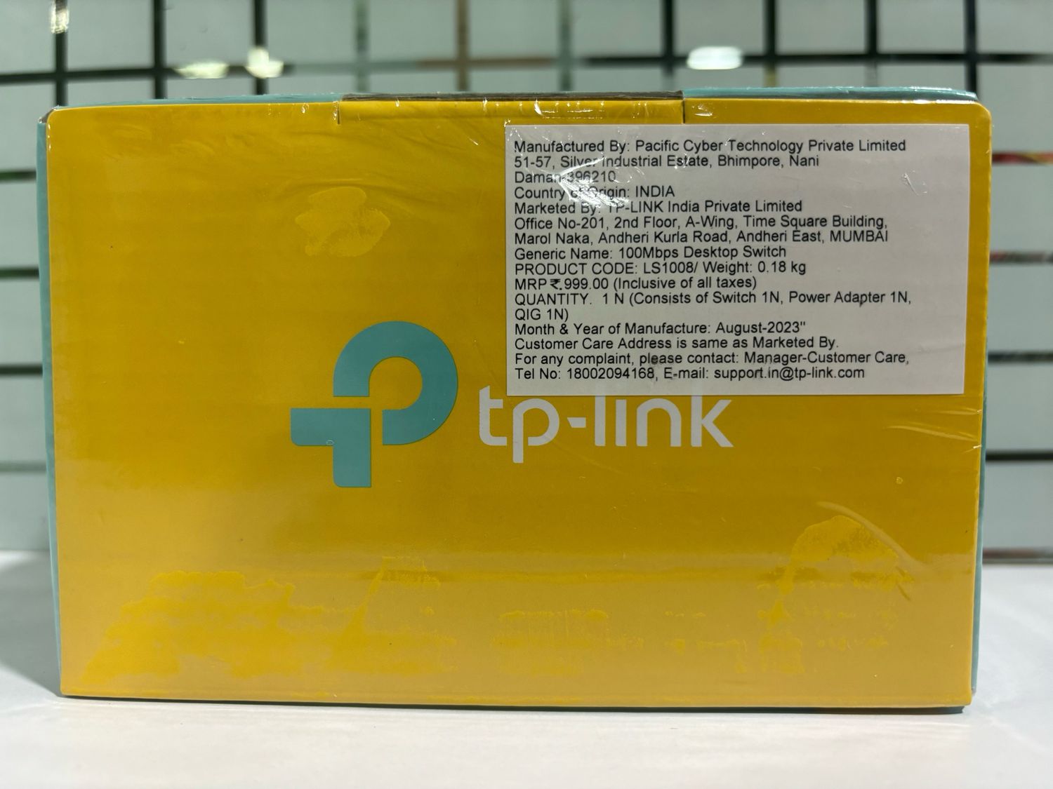 (New) TP-Link LS1008 8 Ports 10/100Mbps Desktop Switch (New) TP-Link LS1008 8 Ports 10/100Mbps Desktop Switch