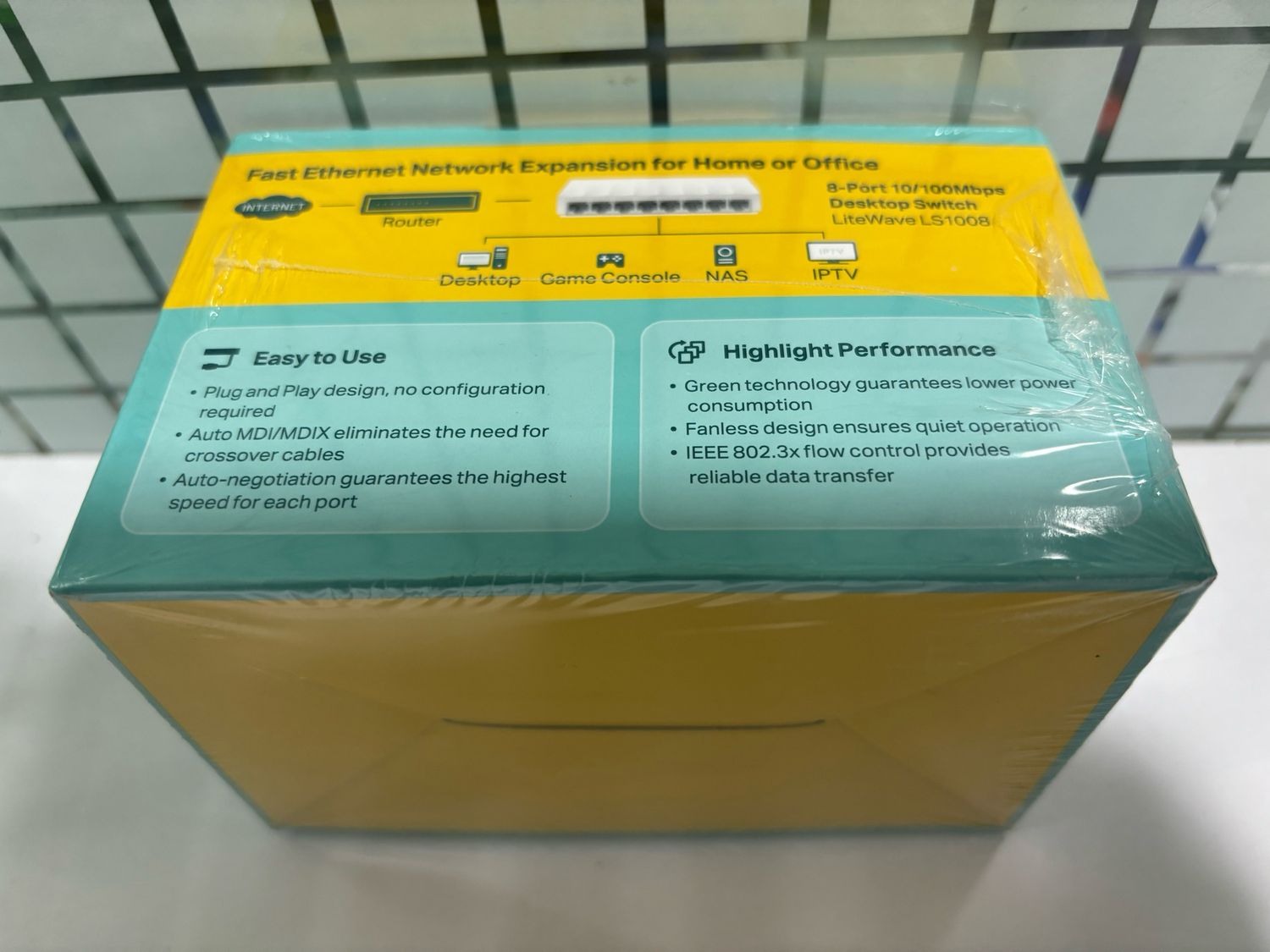 (New) TP-Link LS1008 8 Ports 10/100Mbps Desktop Switch (New) TP-Link LS1008 8 Ports 10/100Mbps Desktop Switch