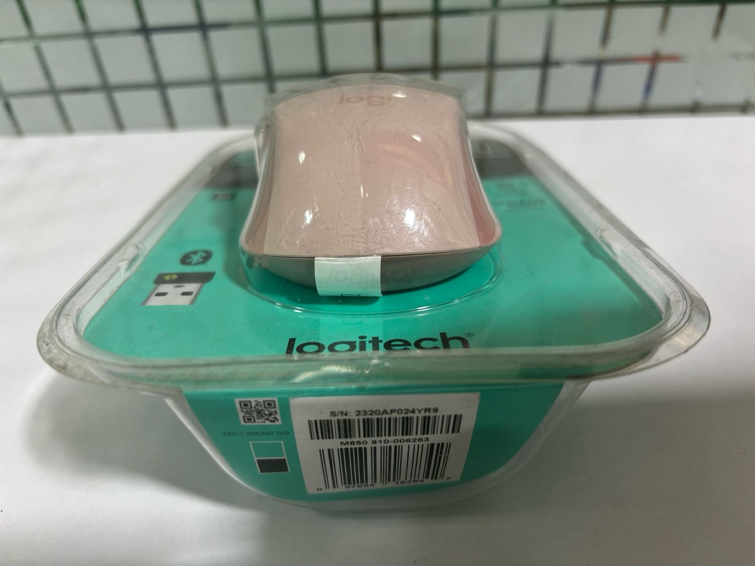 Logitech Signature M650 Wireless Mouse, Rose