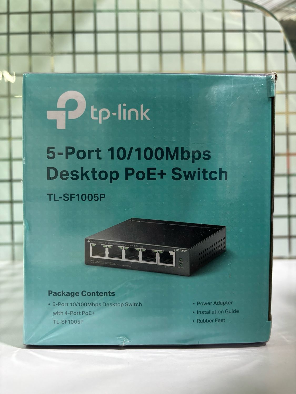 TP Link TL-SF1005P 5-Port Desktop PoE Switch with 4-Port PoE TP Link TL-SF1005P 5-Port Desktop PoE Switch with 4-Port PoE