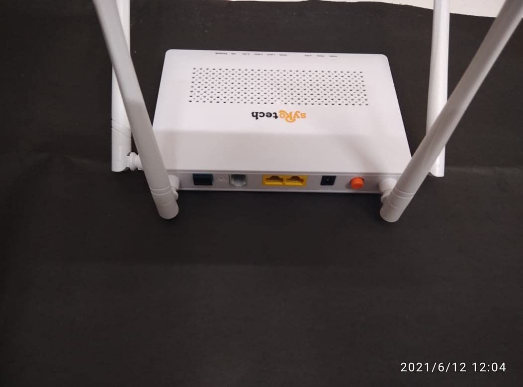 Syrotech Dual Band XPON ONT with 4 Antenna GPON 2010 Syrotech Dual Band XPON ONT with 4 Antenna GPON 2010