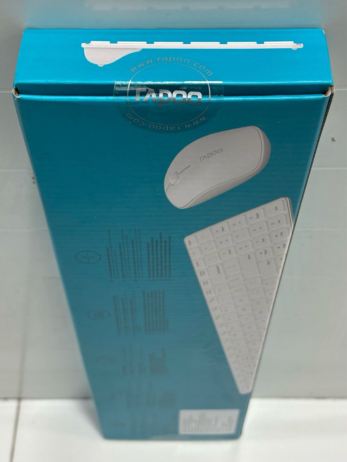 Rapoo 9300M Bluetooth Wireless Keyboard Mouse, White Rapoo 9300M Bluetooth Wireless Keyboard Mouse, White