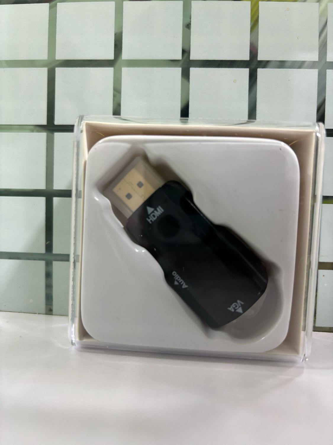 HDMI to VGA Converter HDMI to VGA Converter