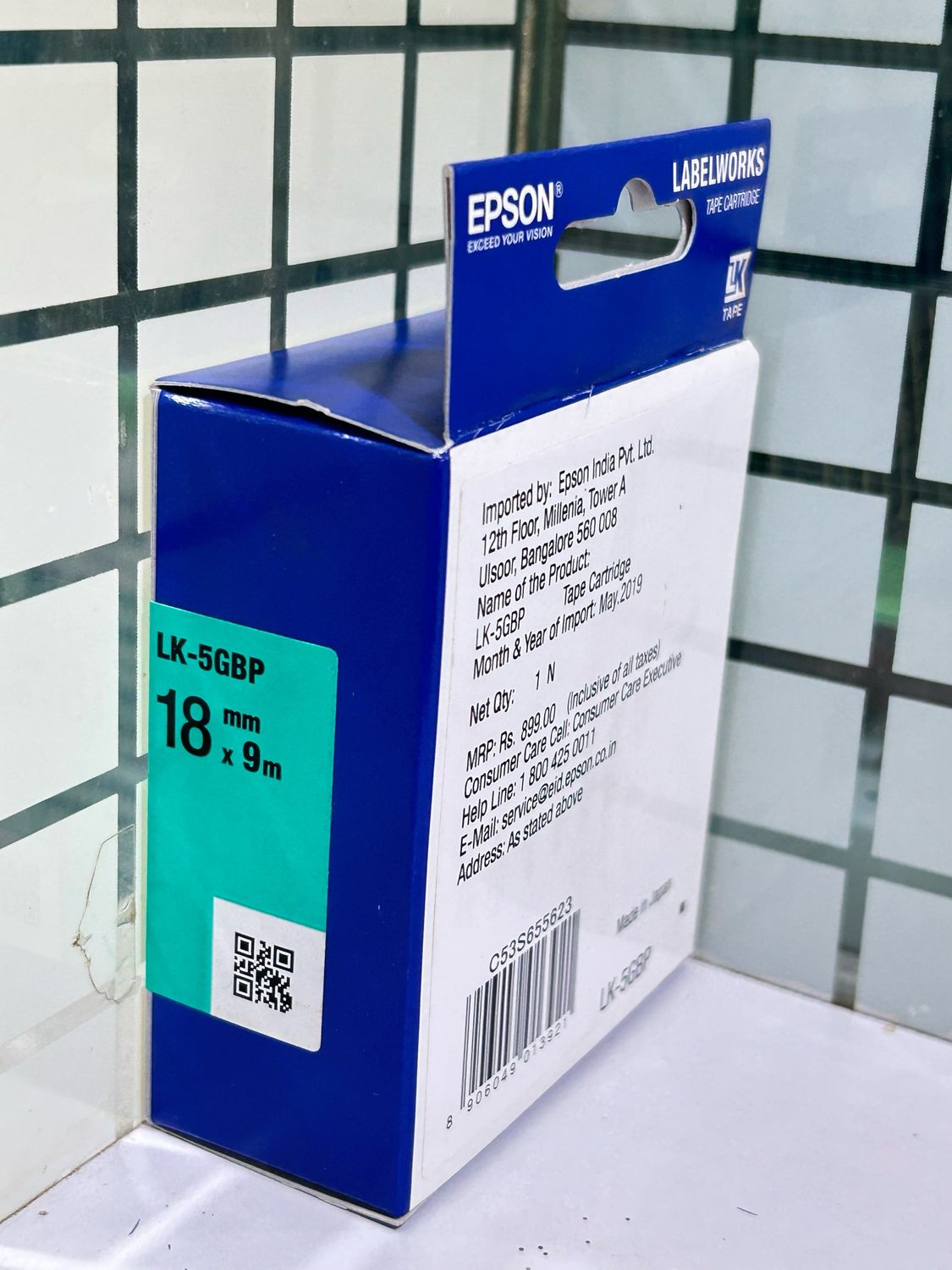 Epson LK-5GBP 18mm Black on Green Tape