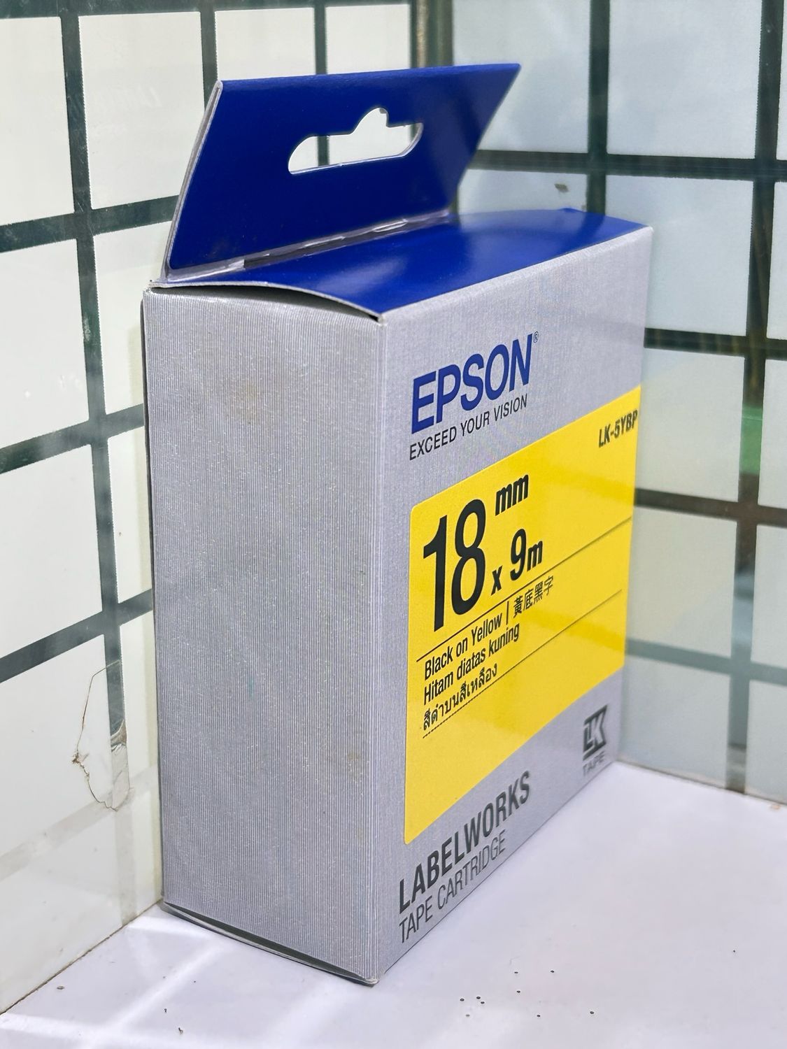 Epson LK-5YBP 18 mm Black On Yellow Tape