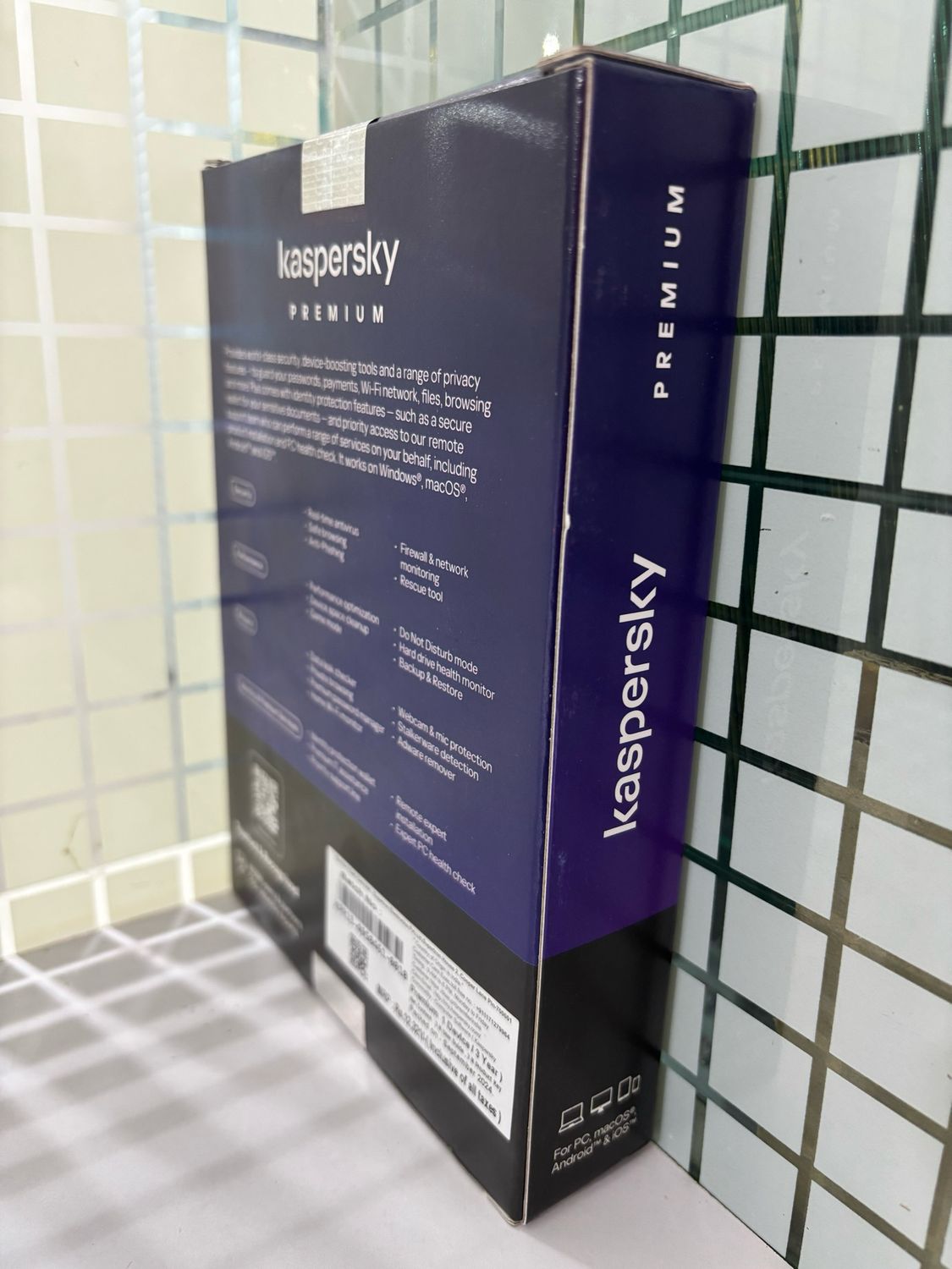 New, 3 User, 3 Year, Kaspersky Premium (total security) New, 3 User, 3 Year, Kaspersky Premium (total security)