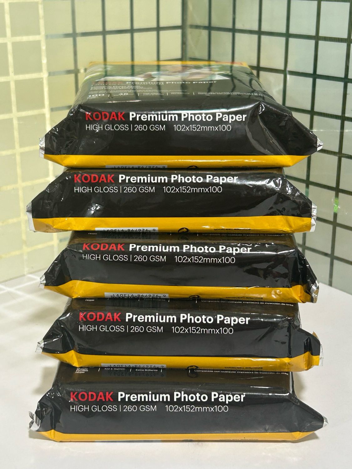 Kodak 260gsm 4R Glossy Photo Paper (100 Sheet, 4x6-inch) Kodak 260gsm 4R Glossy Photo Paper (100 Sheet, 4x6-inch)
