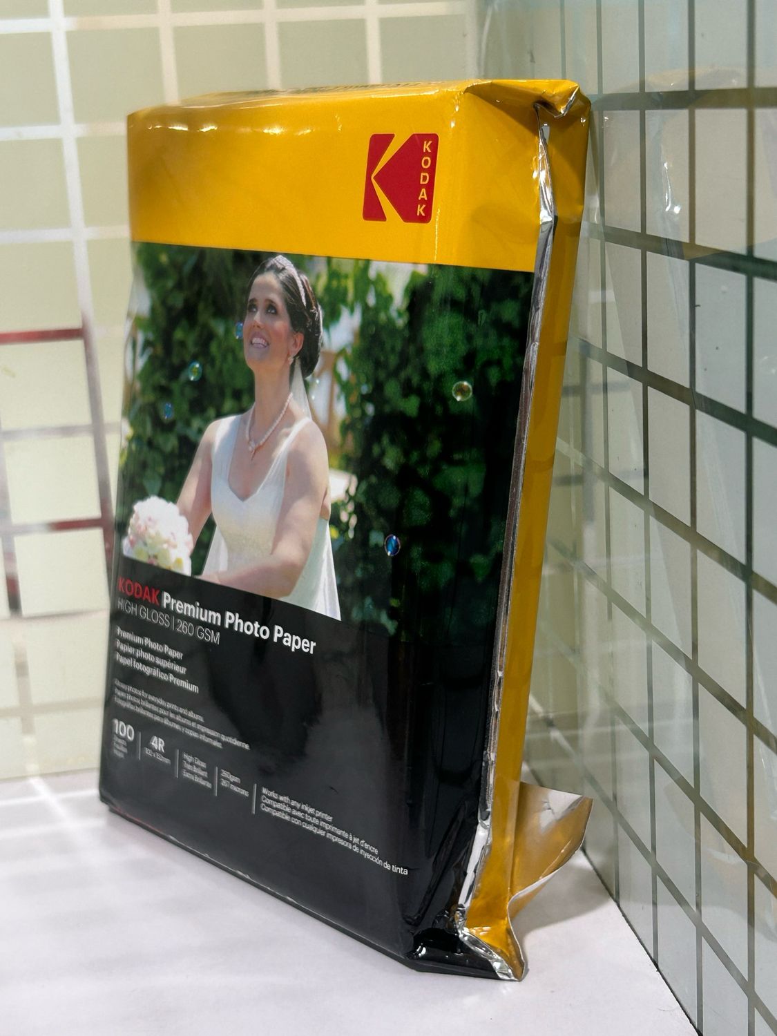 Kodak 260gsm 4R Glossy Photo Paper (100 Sheet, 4x6-inch) Kodak 260gsm 4R Glossy Photo Paper (100 Sheet, 4x6-inch)