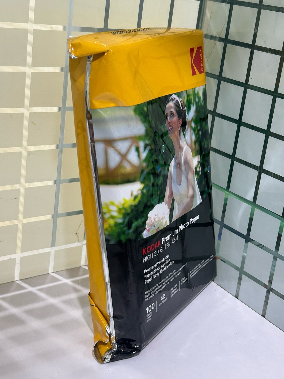 Kodak 260gsm 4R Glossy Photo Paper (100 Sheet, 4x6-inch) Kodak 260gsm 4R Glossy Photo Paper (100 Sheet, 4x6-inch)