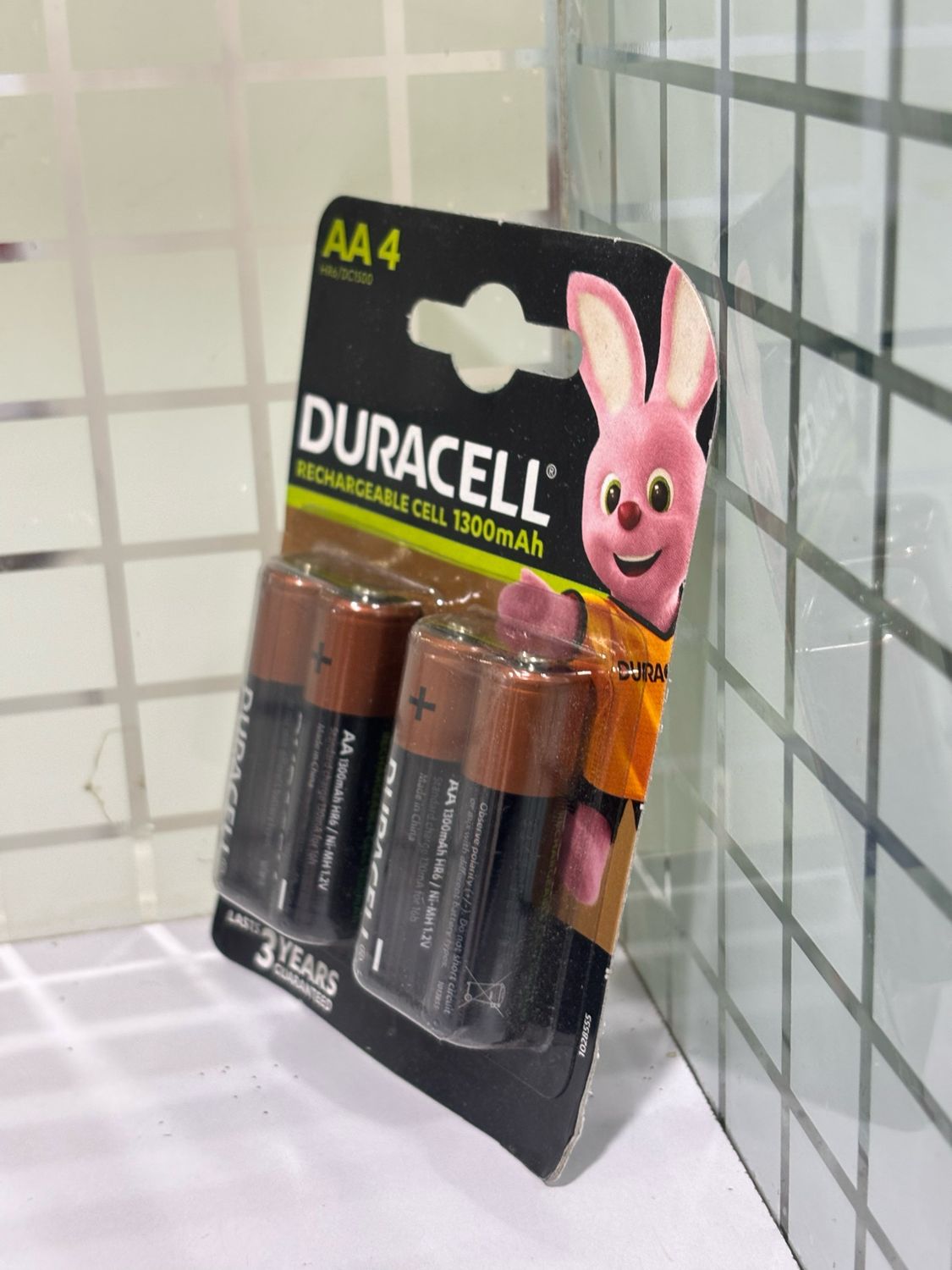 Duracell AA, 4 Batteries, 1300mAh, Rechargeable Duracell AA, 4 Batteries, 1300mAh, Rechargeable