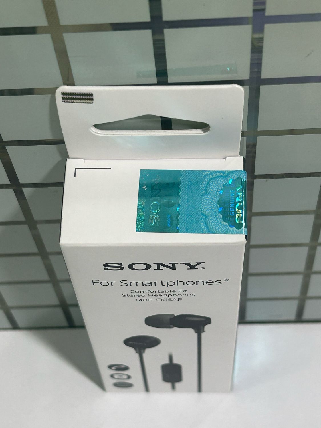 Sony MDR-EX155AP in-Ear Headphones with Mic, Black Sony MDR-EX155AP in-Ear Headphones with Mic, Black