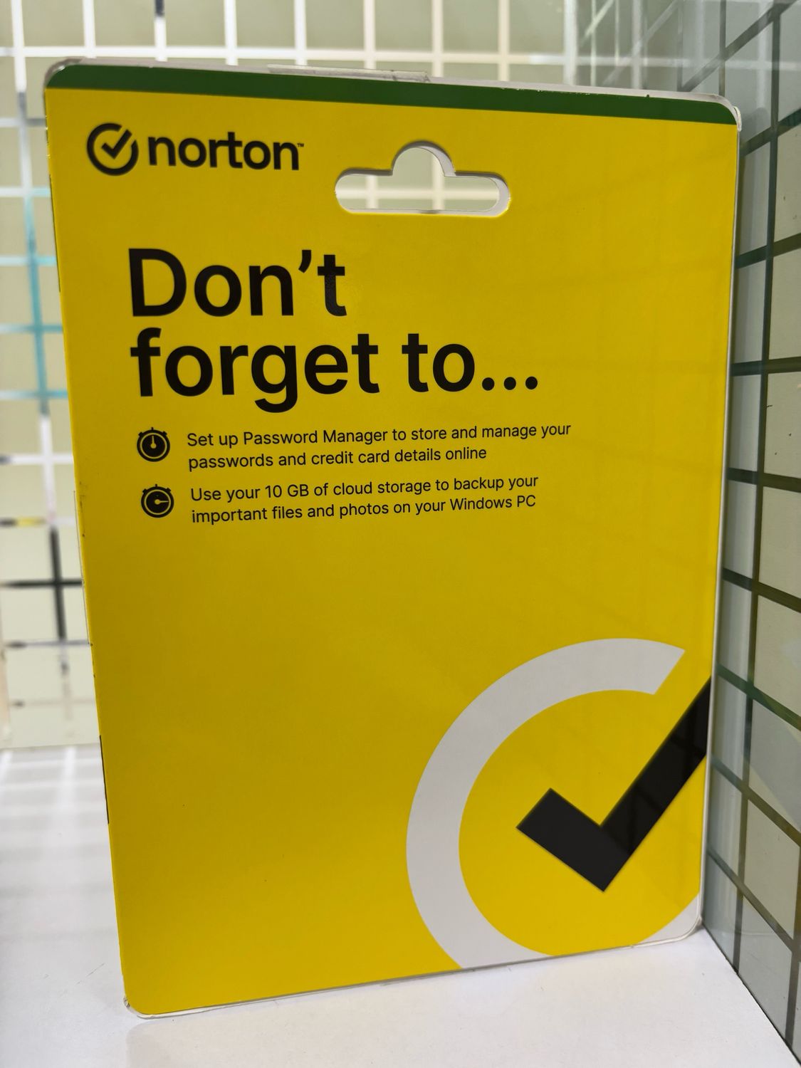 1 User, 3 Year, Norton 360 Standard Total Security 1 User, 3 Year, Norton 360 Standard Total Security