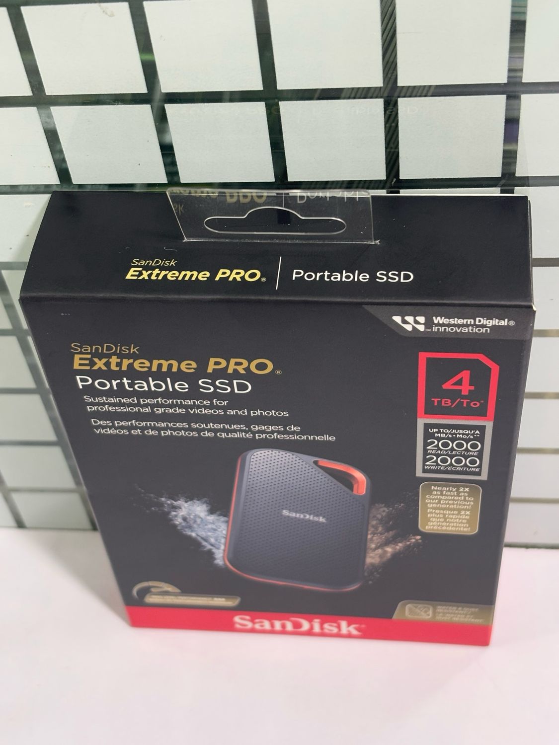 SanDisk 4TB Extreme PRO Portable SSD SanDisk 4TB Extreme PRO Portable SSD