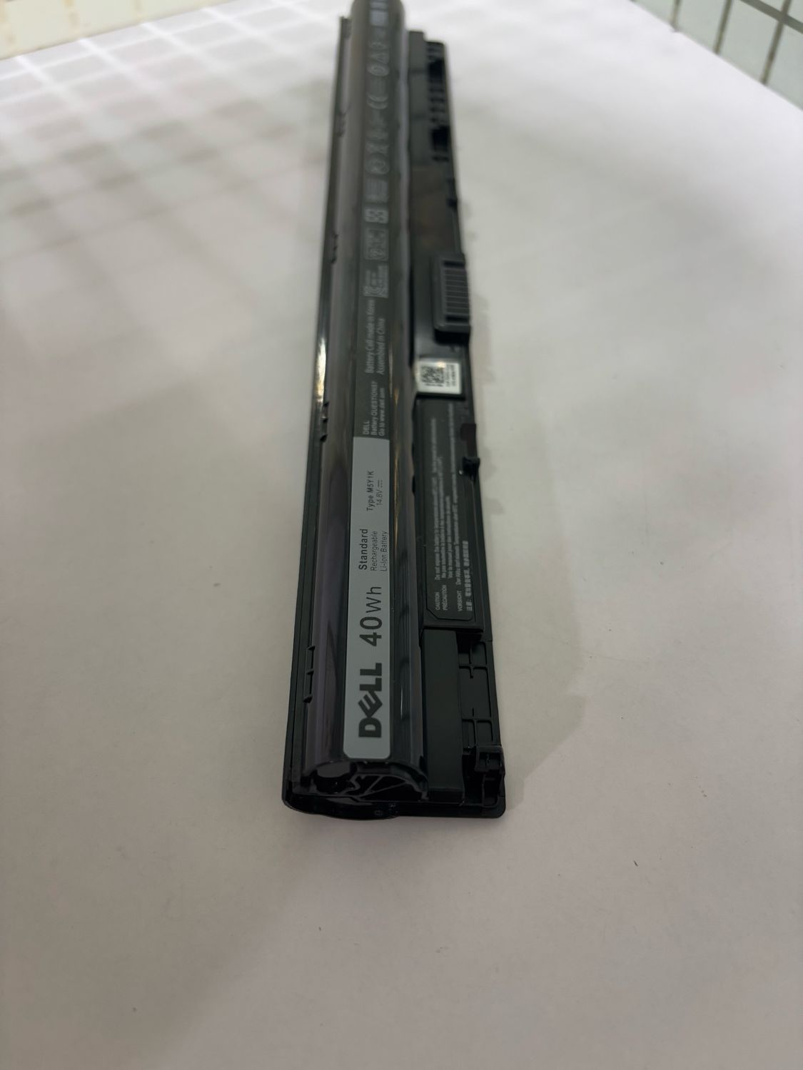 DELL M5Y1K Notebook Battery (7PY0D) DELL M5Y1K Notebook Battery (7PY0D)
